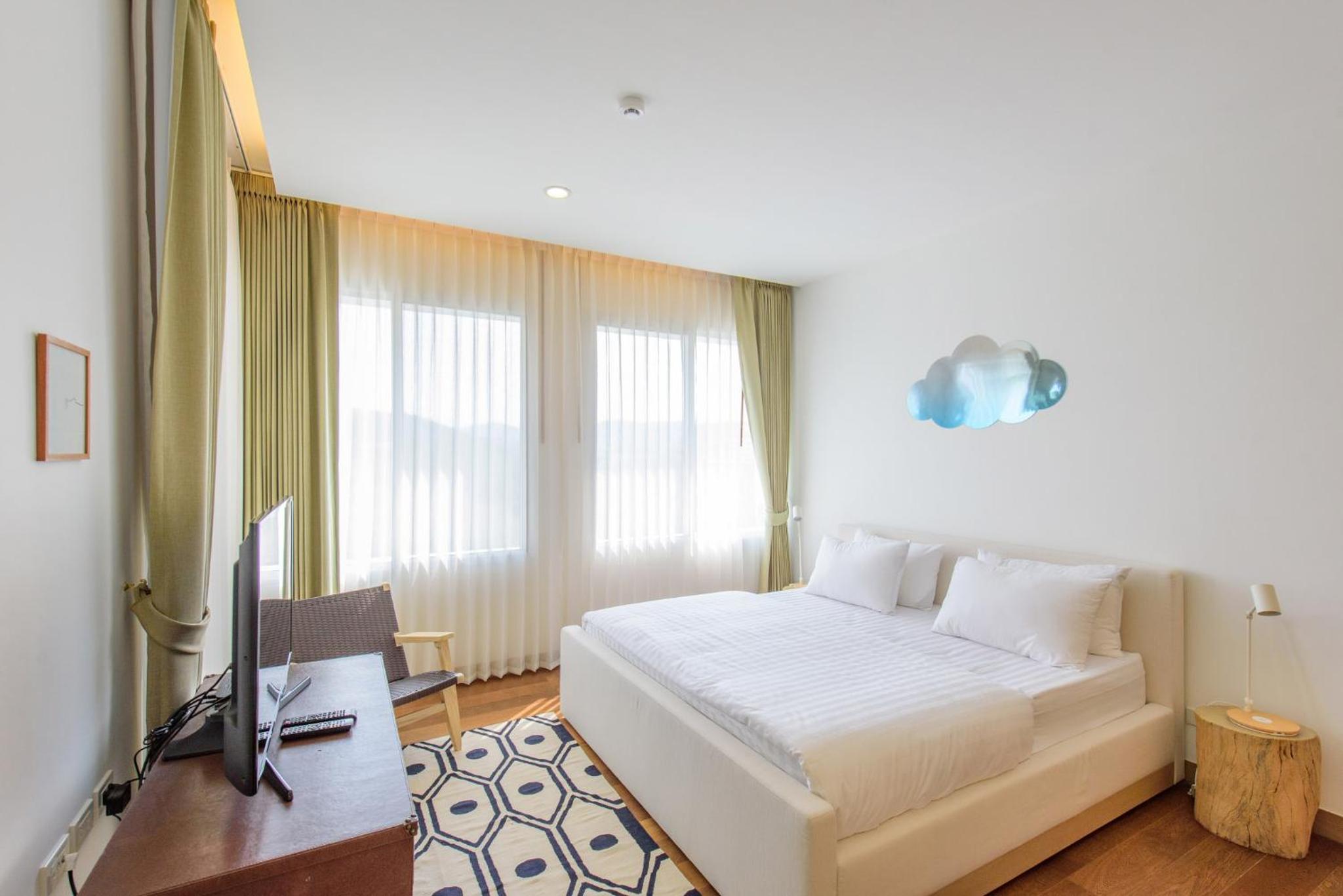 Penthouse Apartment - Photo 8
