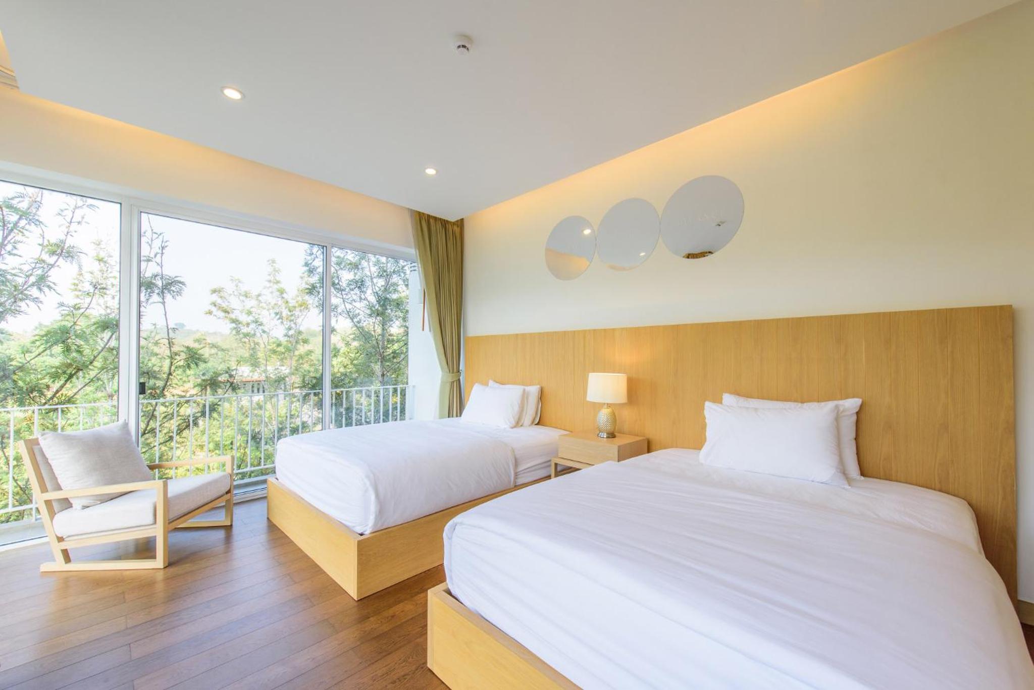 Suite with Lake View - Photo 60