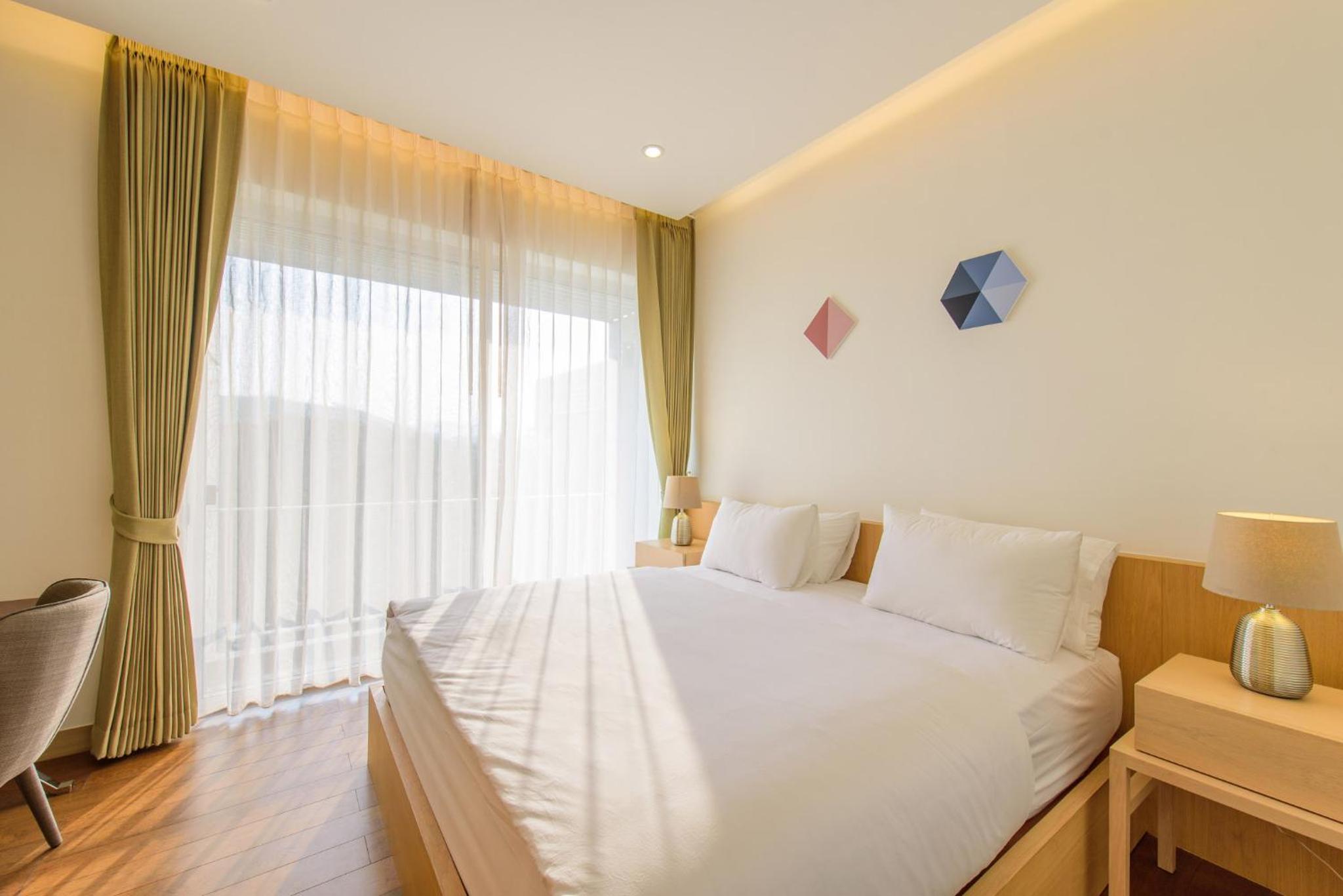 Suite with Lake View - Photo 61