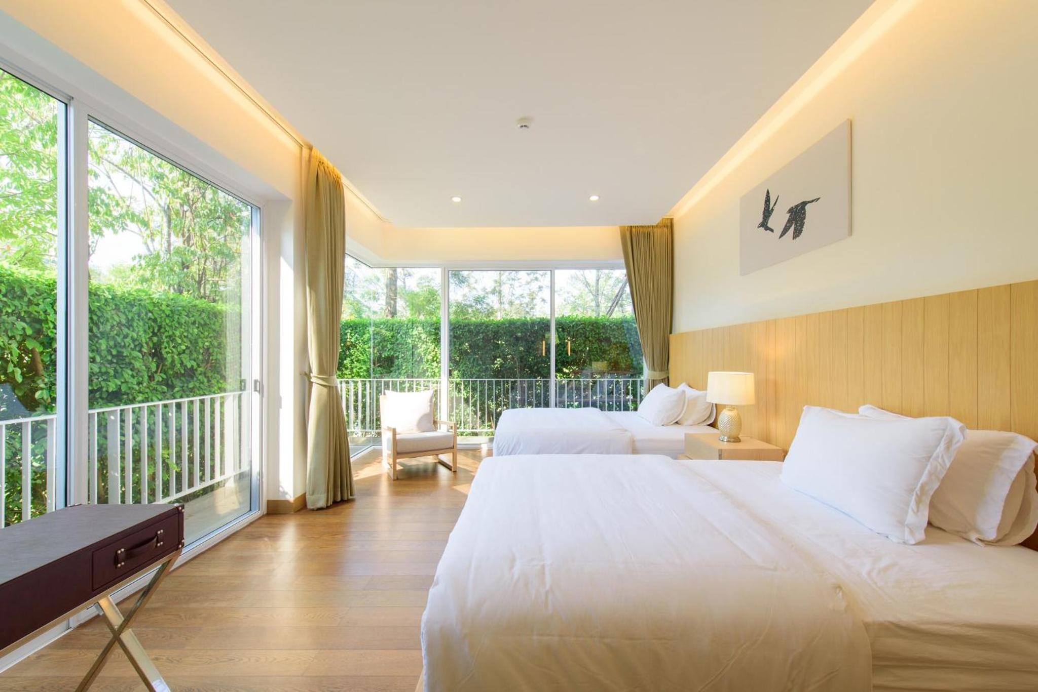 Suite with Lake View - Photo 50