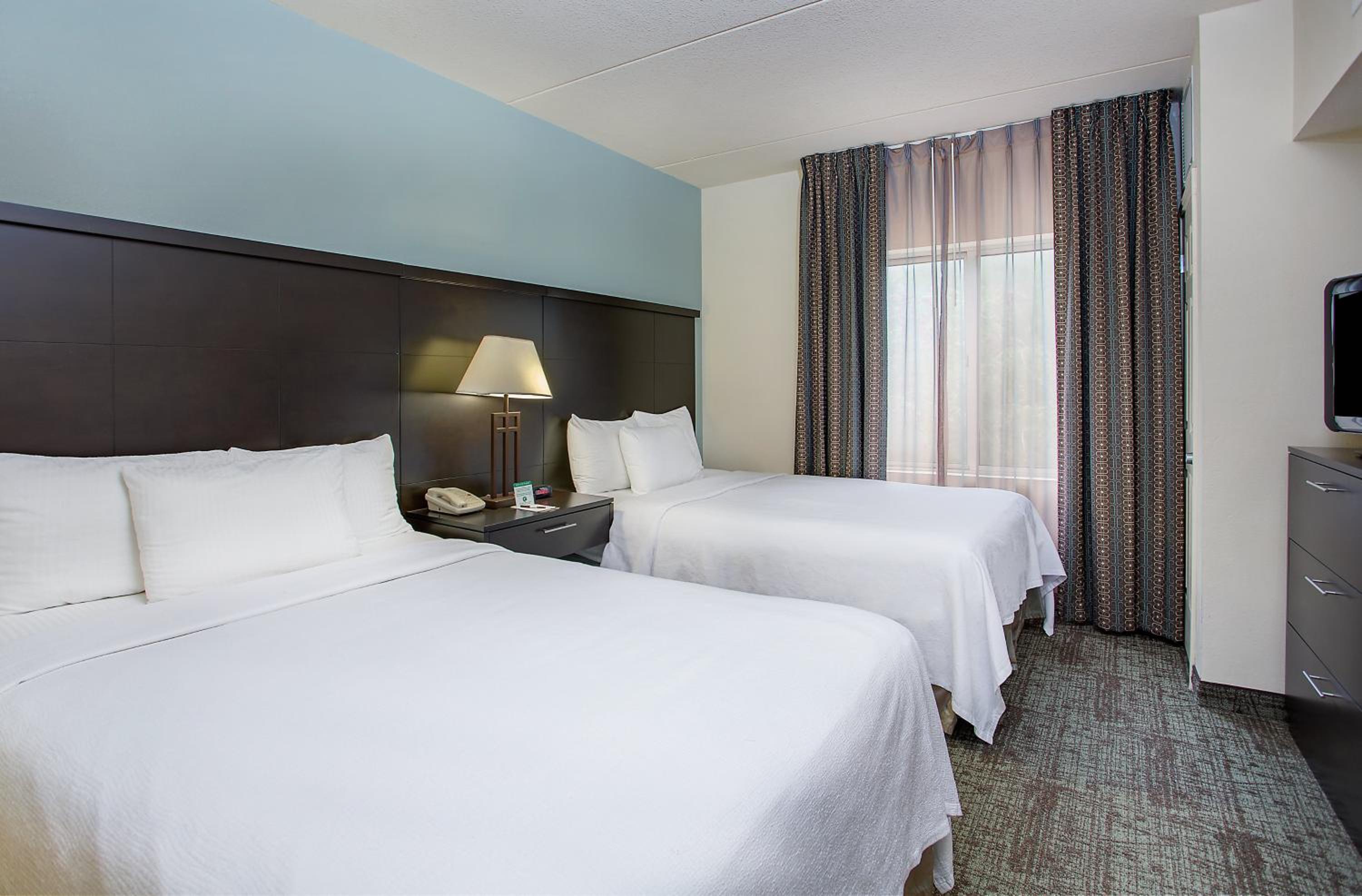 One-Bedroom Double Suite - Non-Smoking photo 1