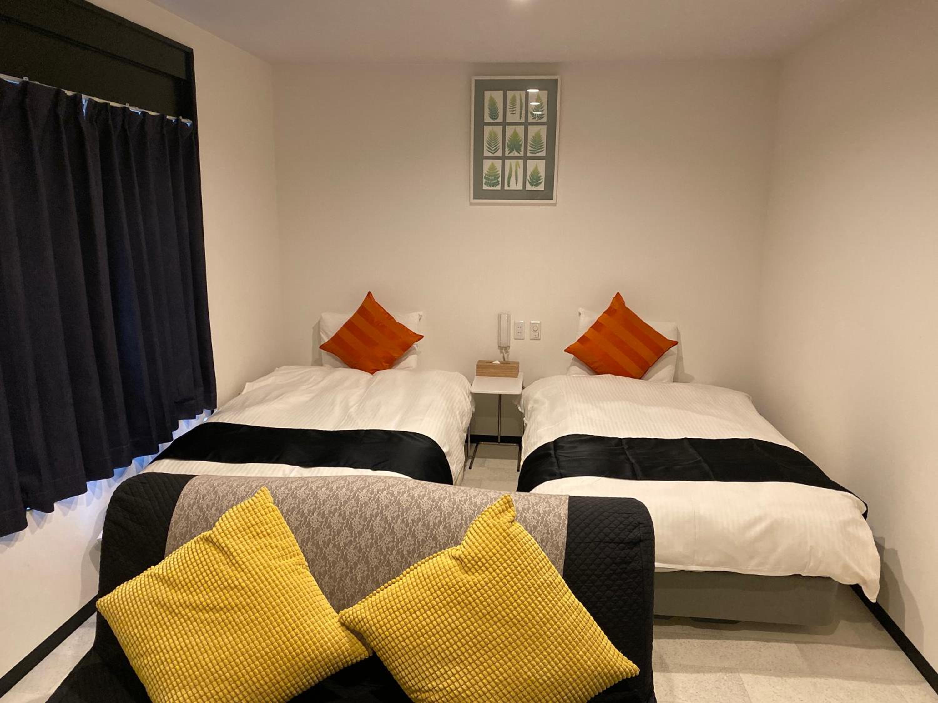 Standard Twin Room photo 2