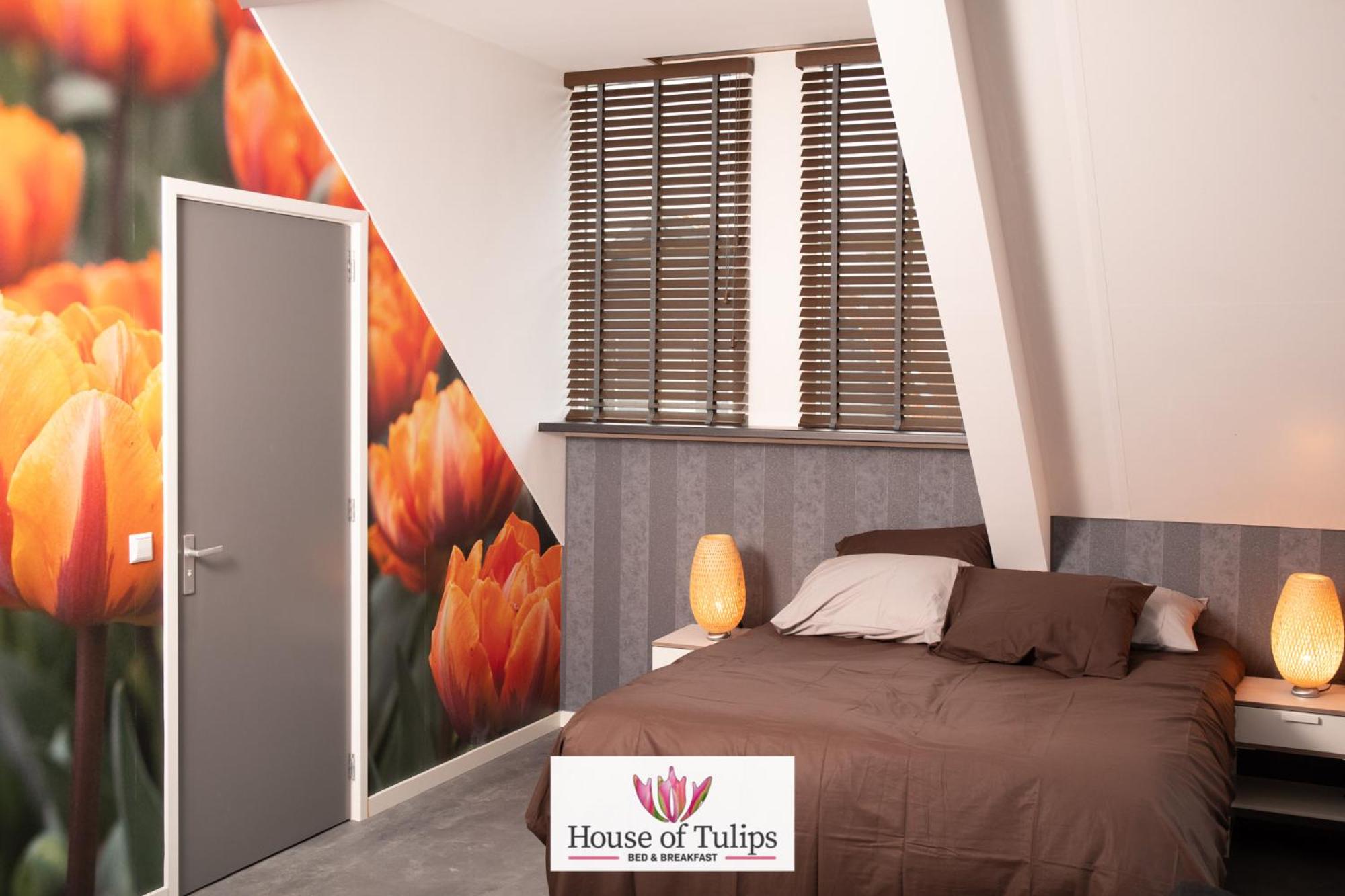 Triple Room with Bathroom - Photo 8