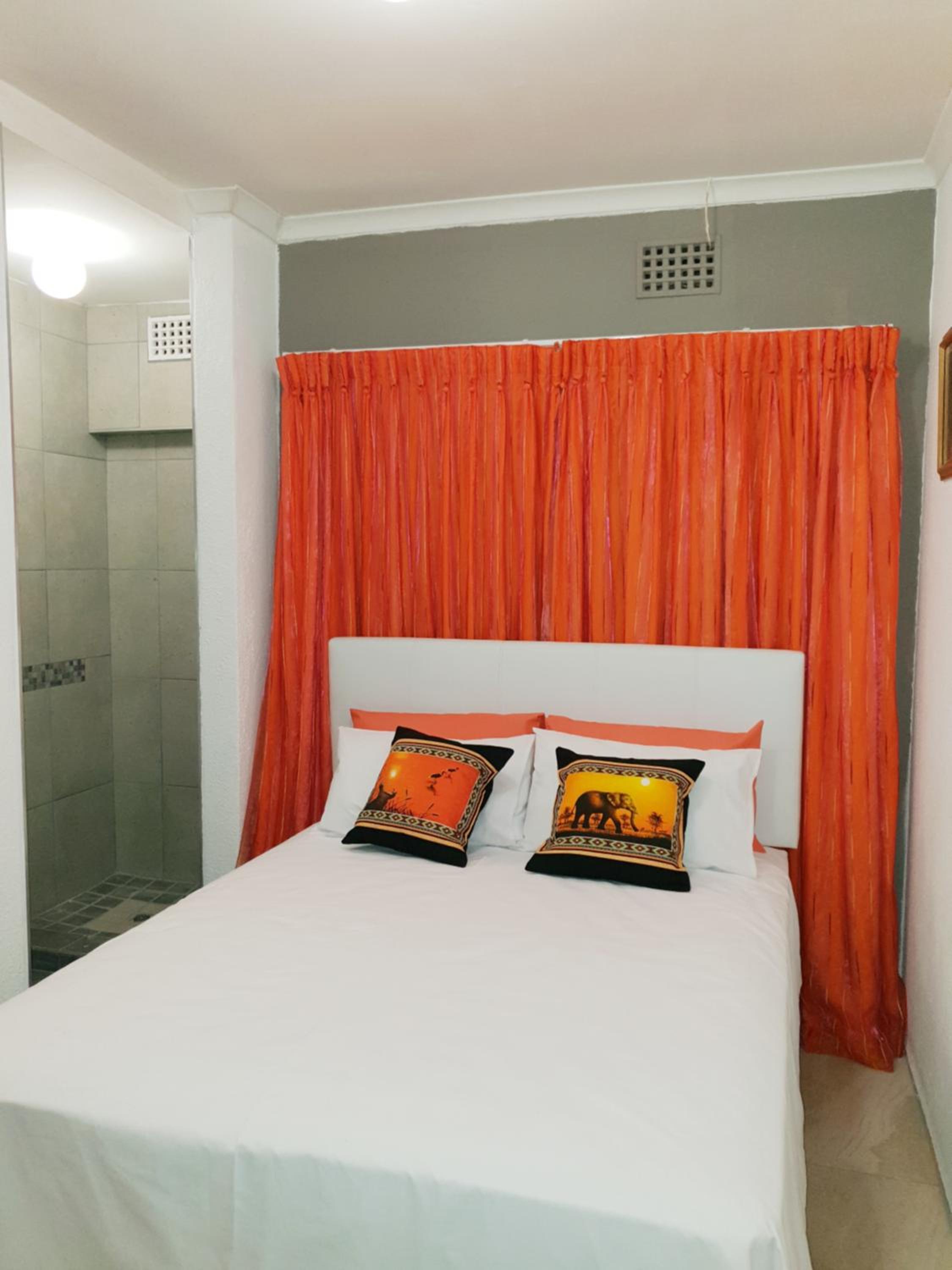 Budget Double Room - Photo 1