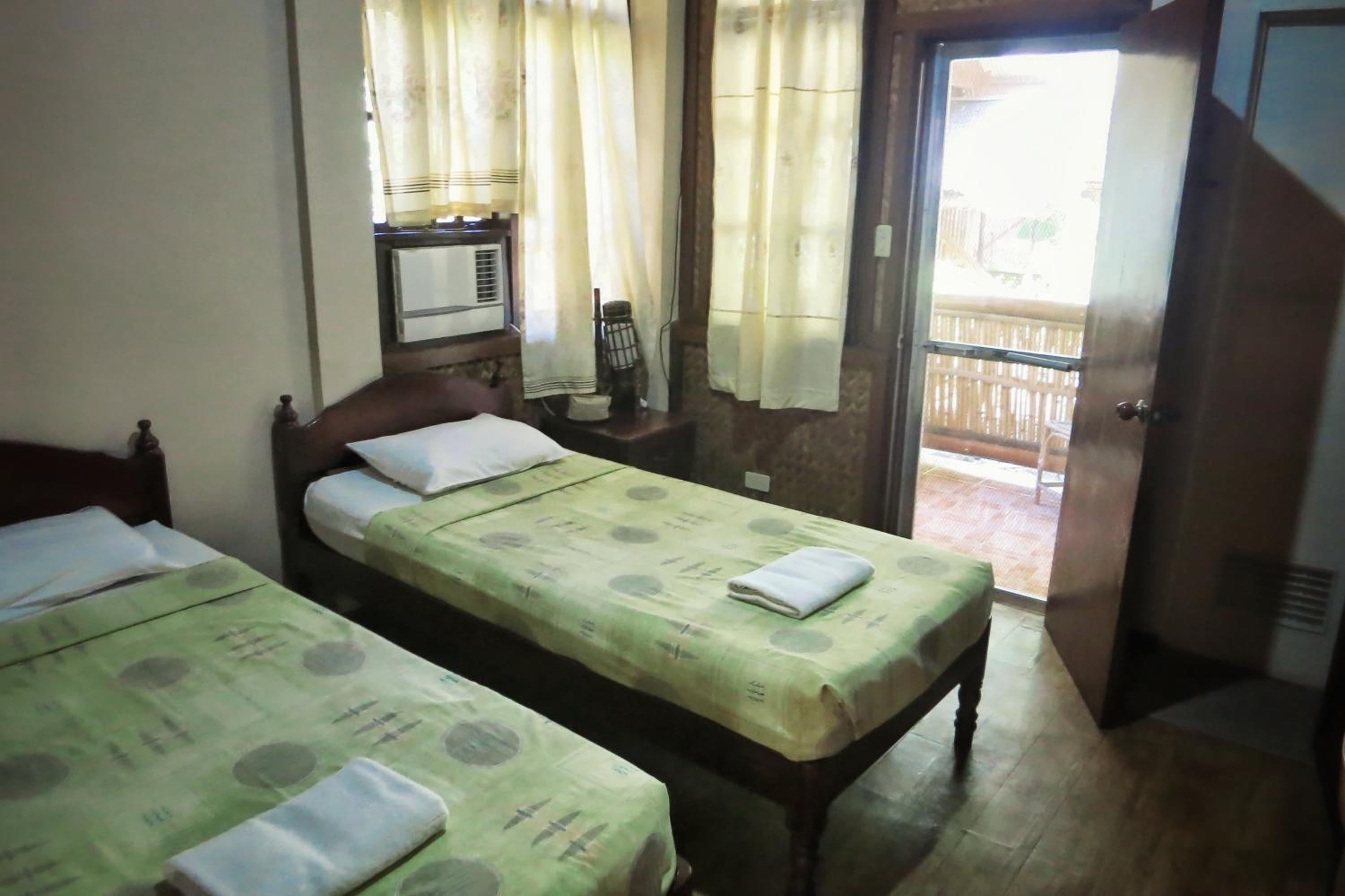 Twin Room photo 1