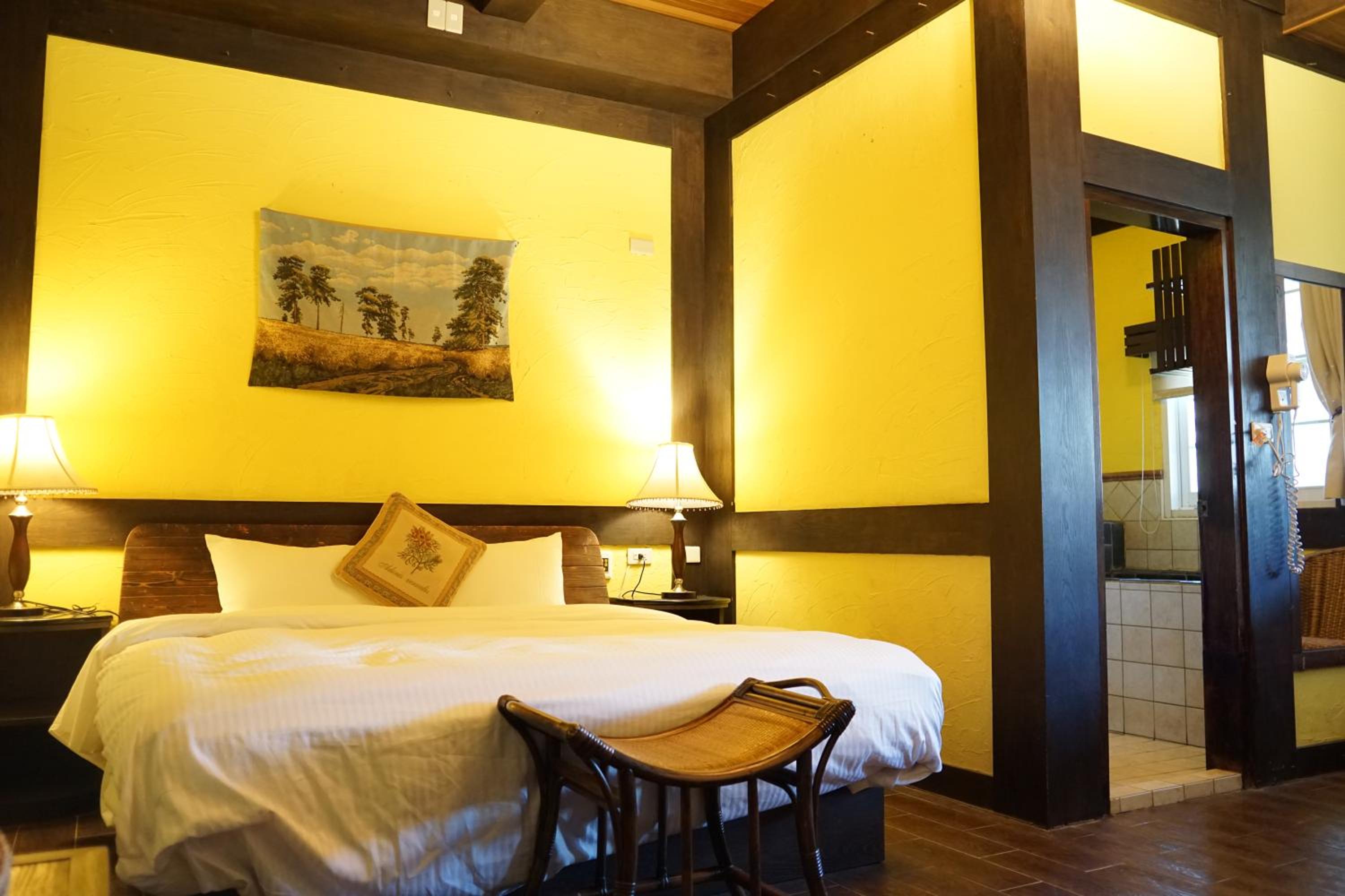 Large Double Room photo 2