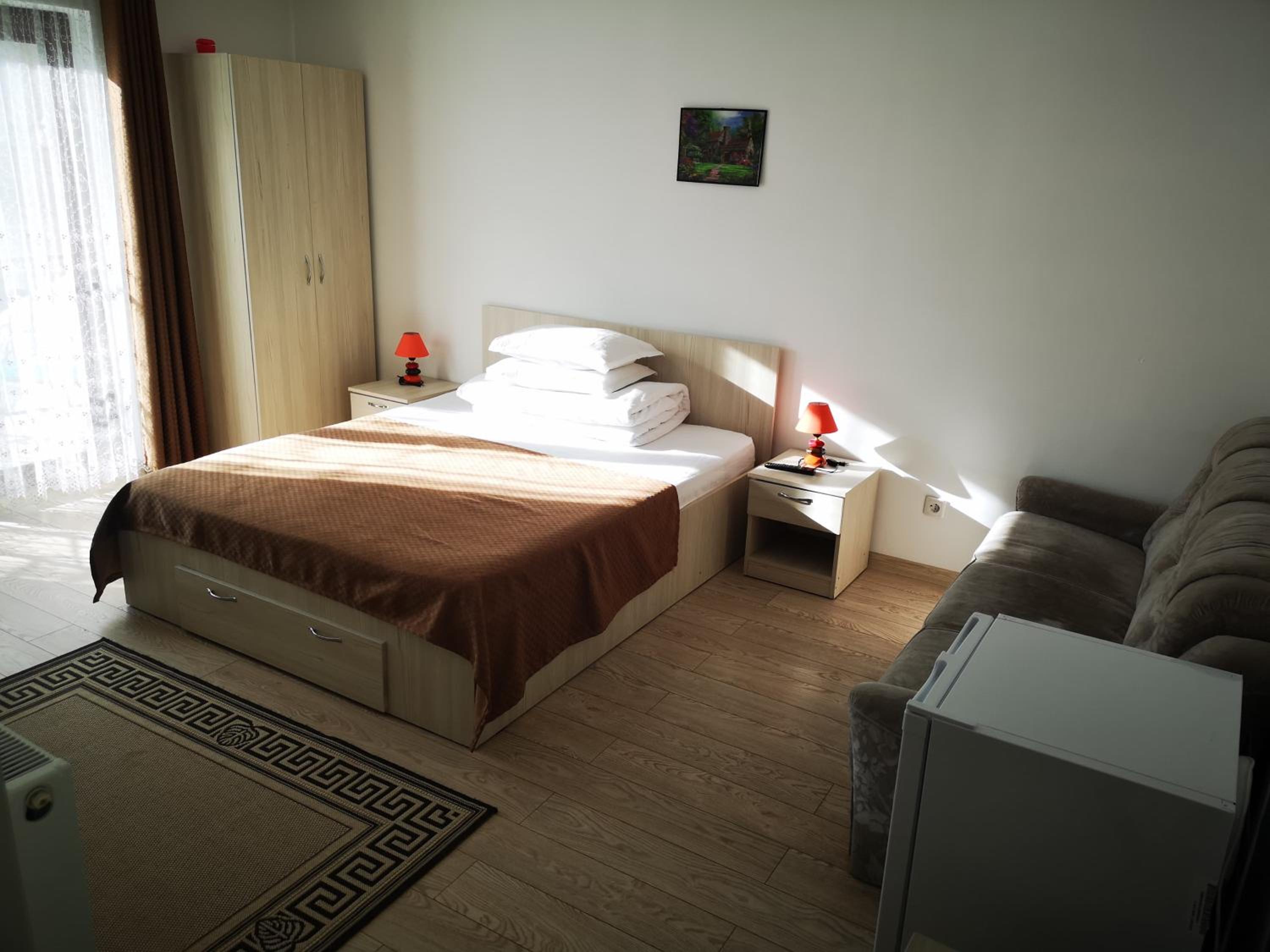 Deluxe Double Room with Bath photo 1