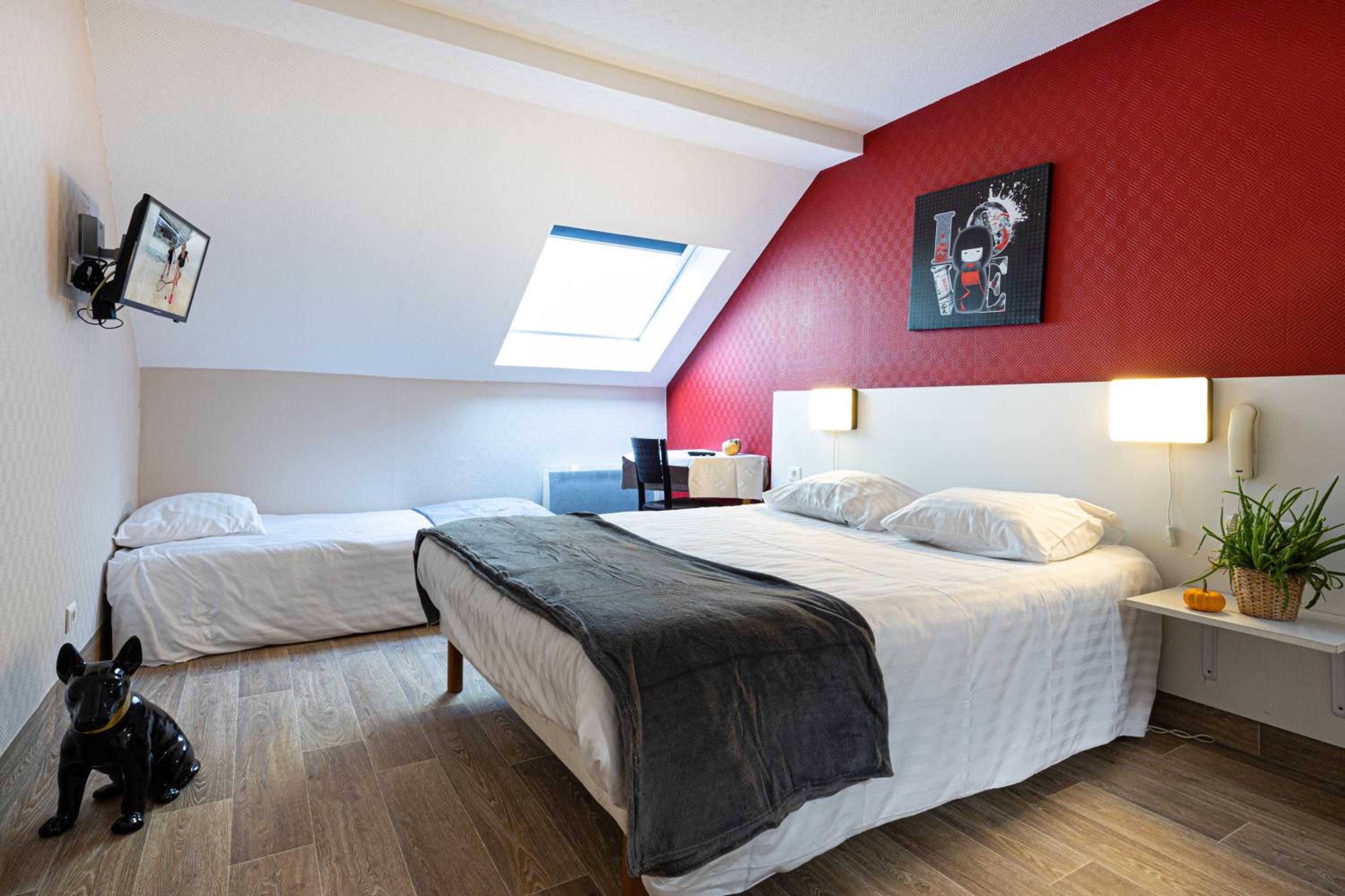 Triple Room