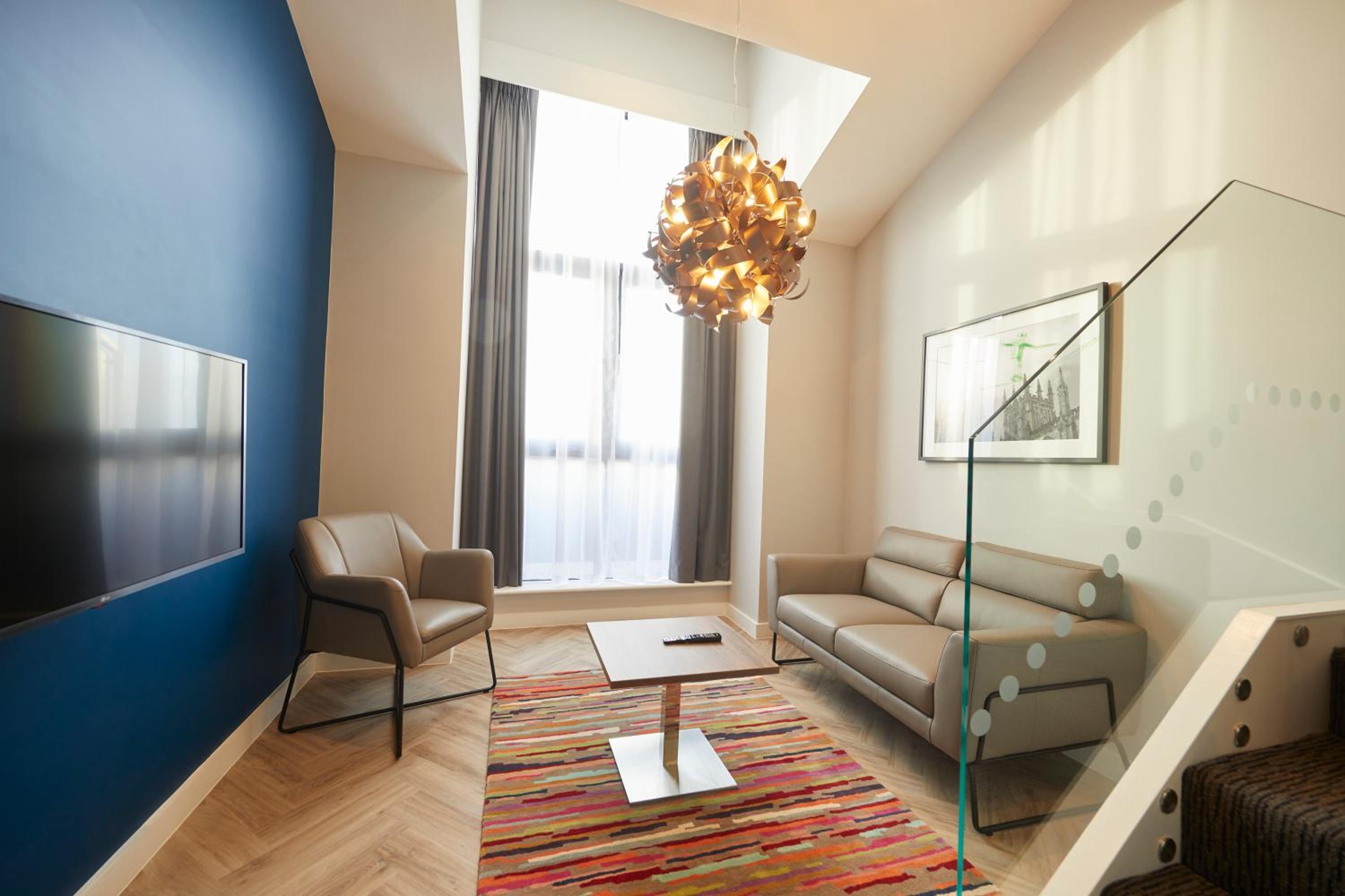 Loft Suite - Photo 5