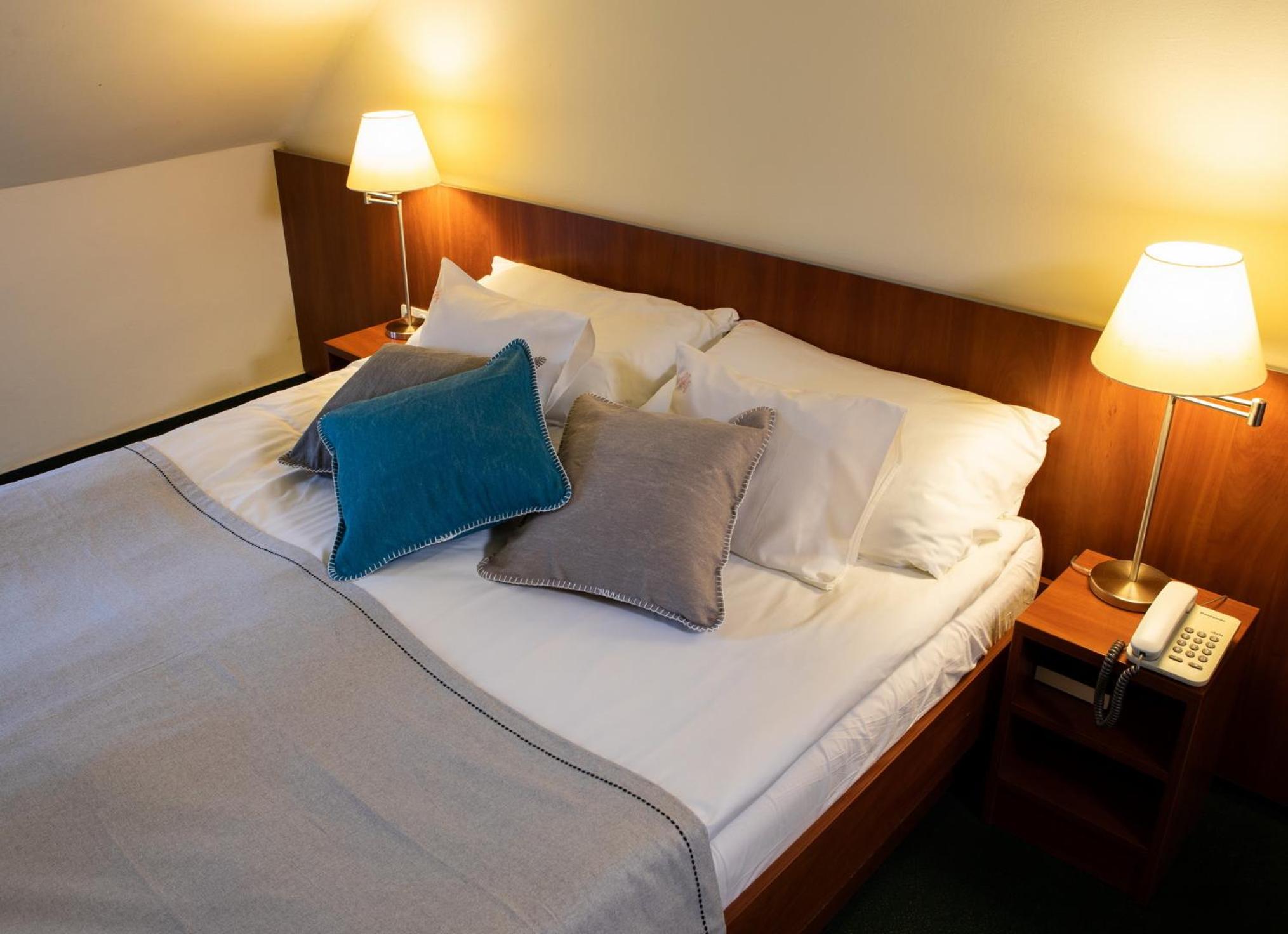 Family Suite with Balcony photo 2
