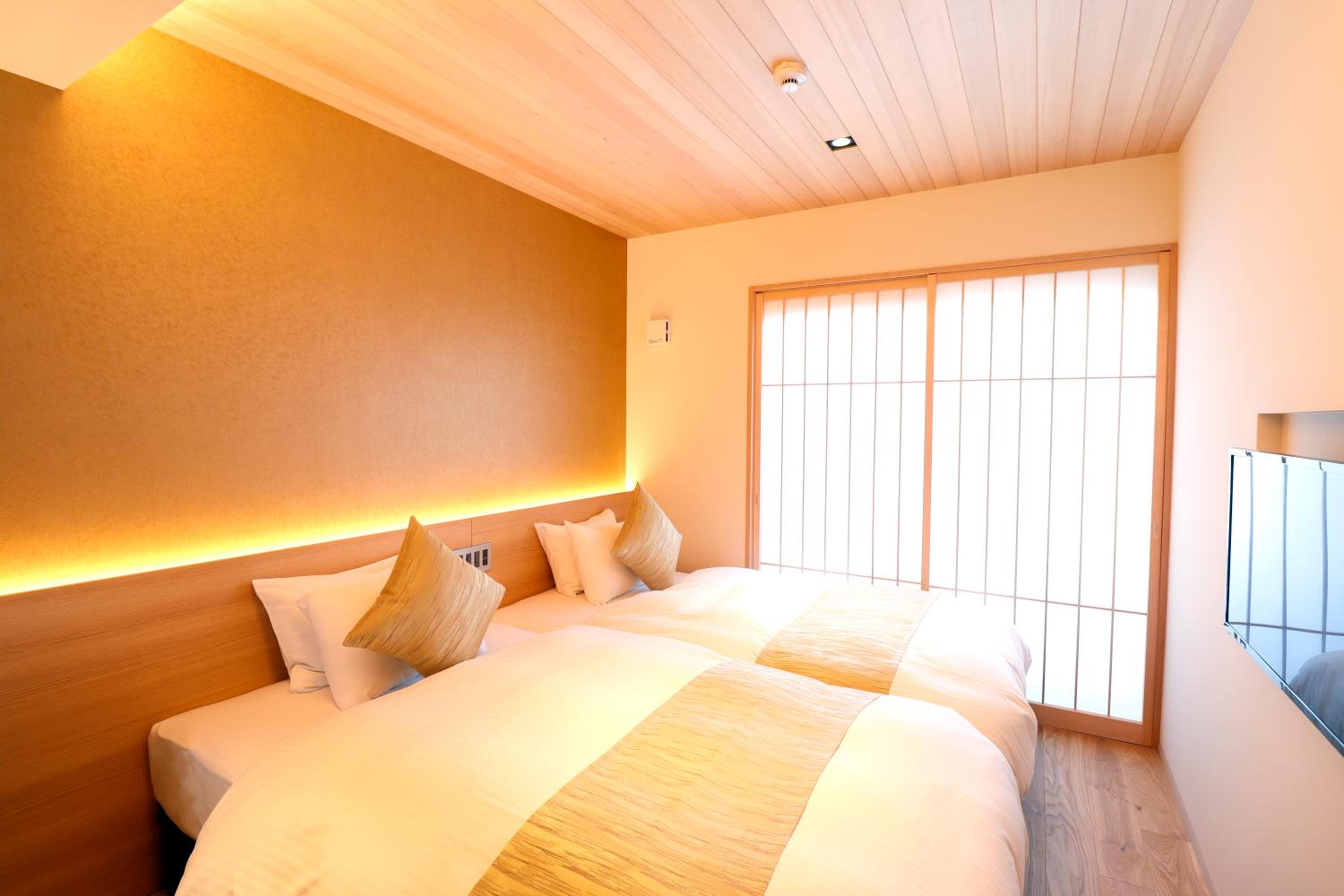 Standard Twin Room - Photo 5