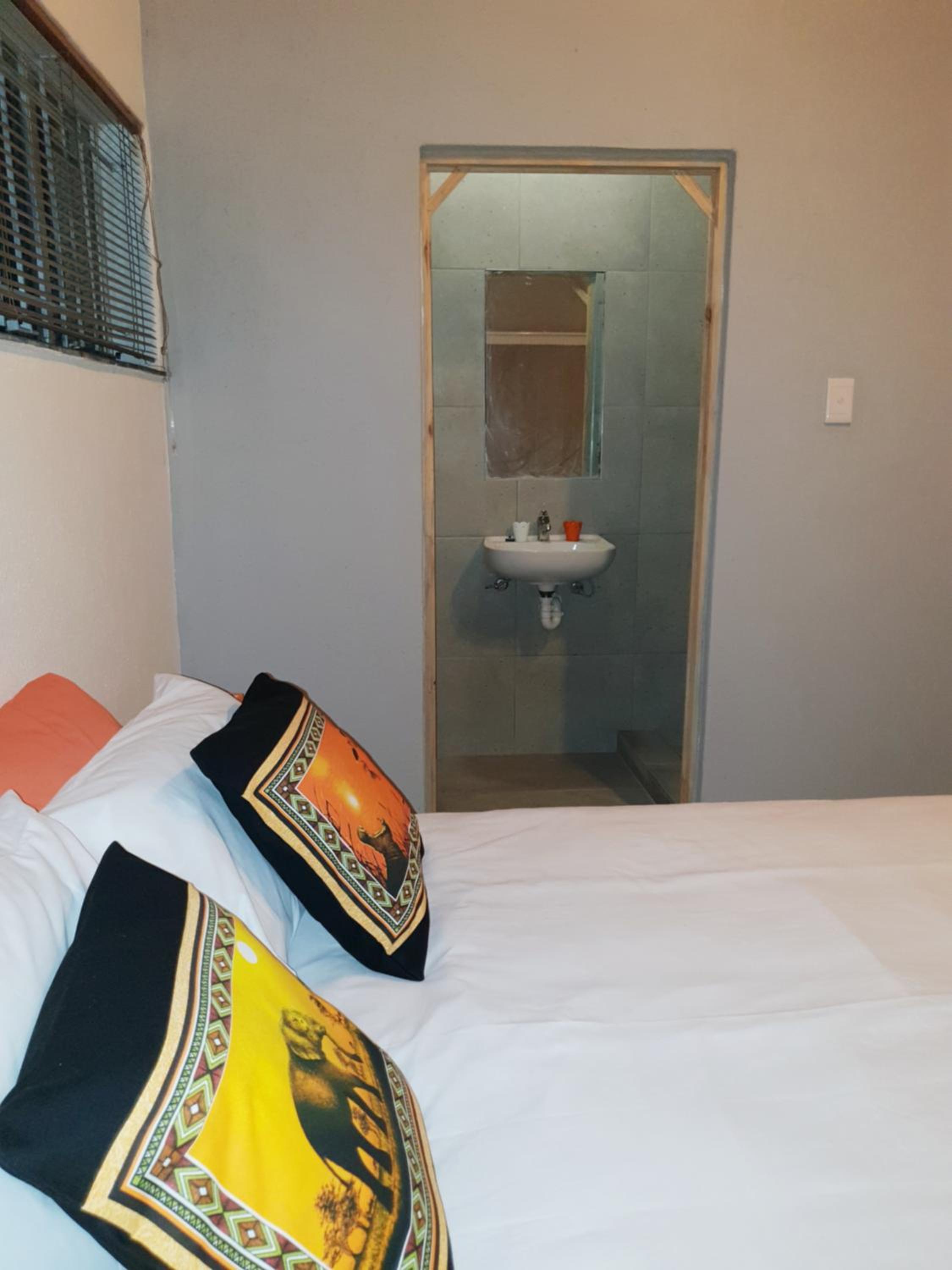 Deluxe Double Room - Photo 3