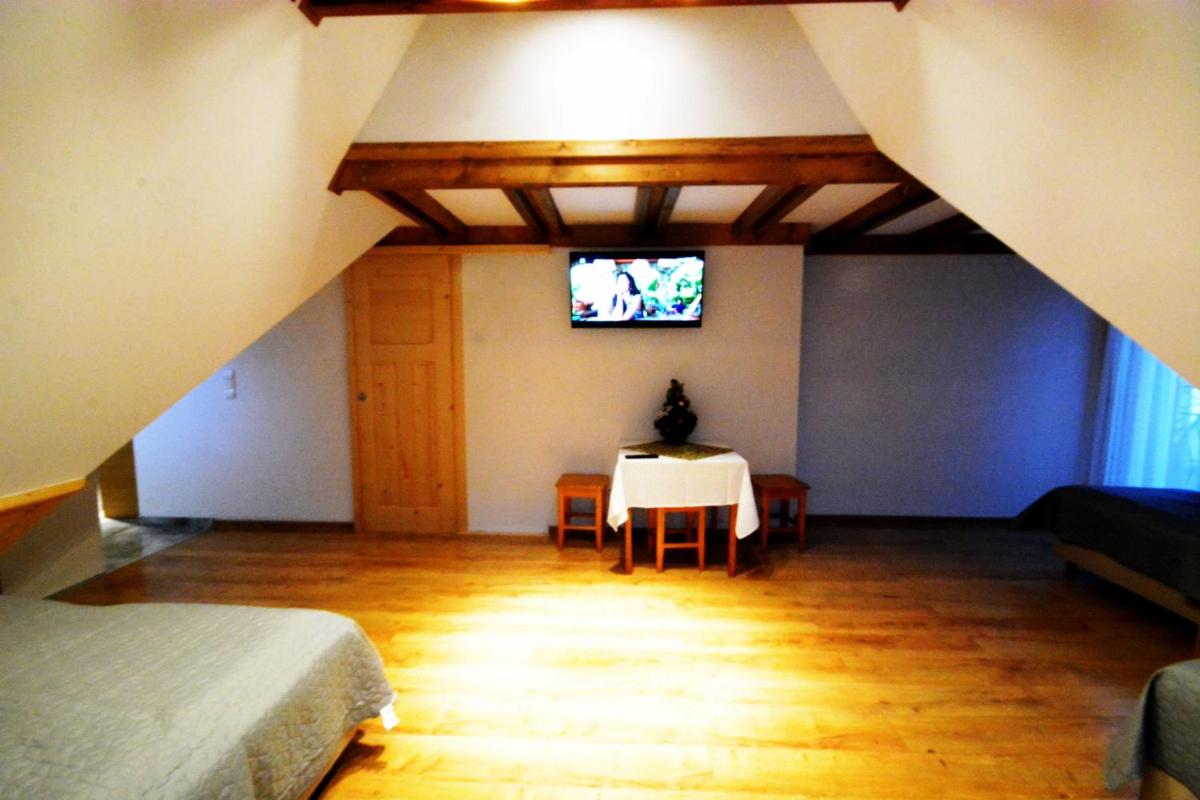 King Suite with Balcony photo 1
