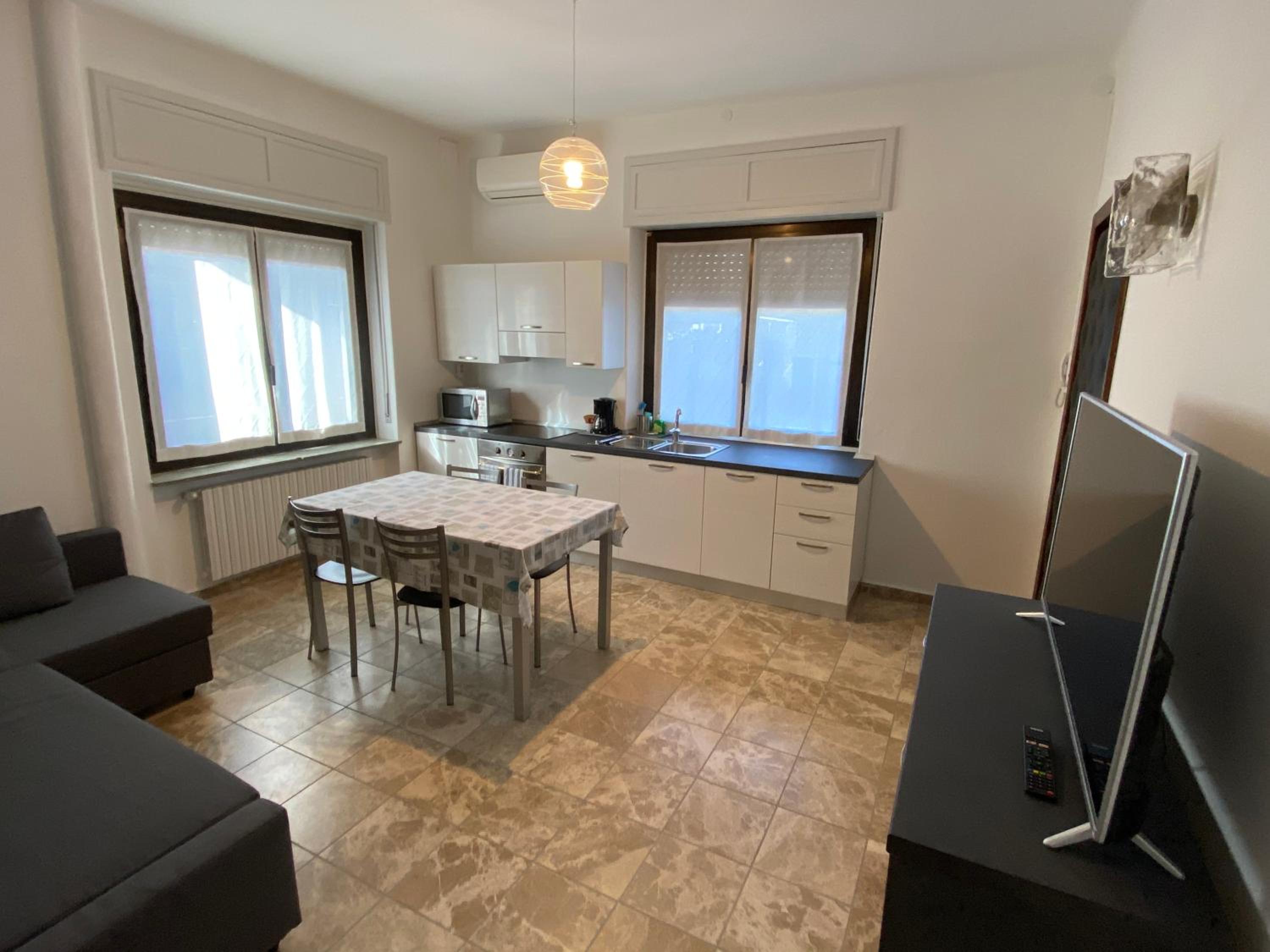Apartment - Ground Floor photo 2