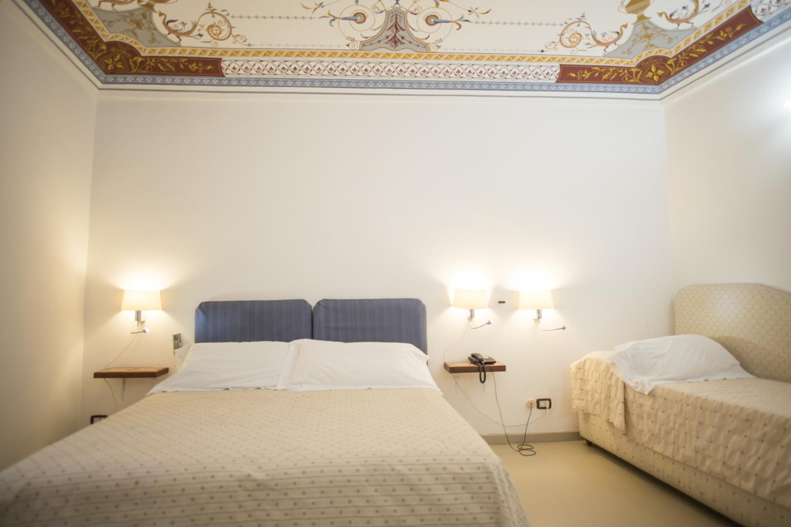Triple Room - Photo 5