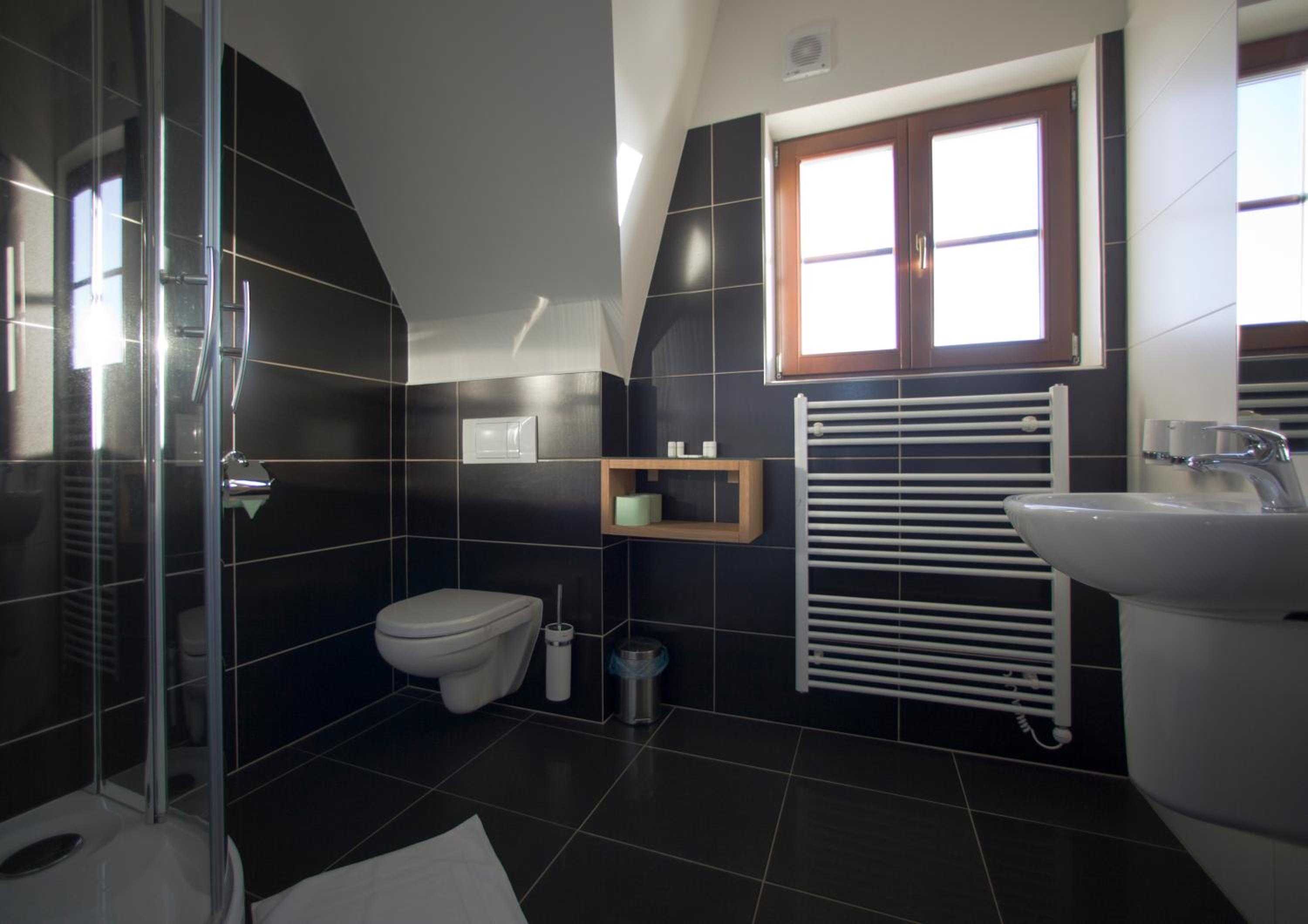 Double Room - Photo 4