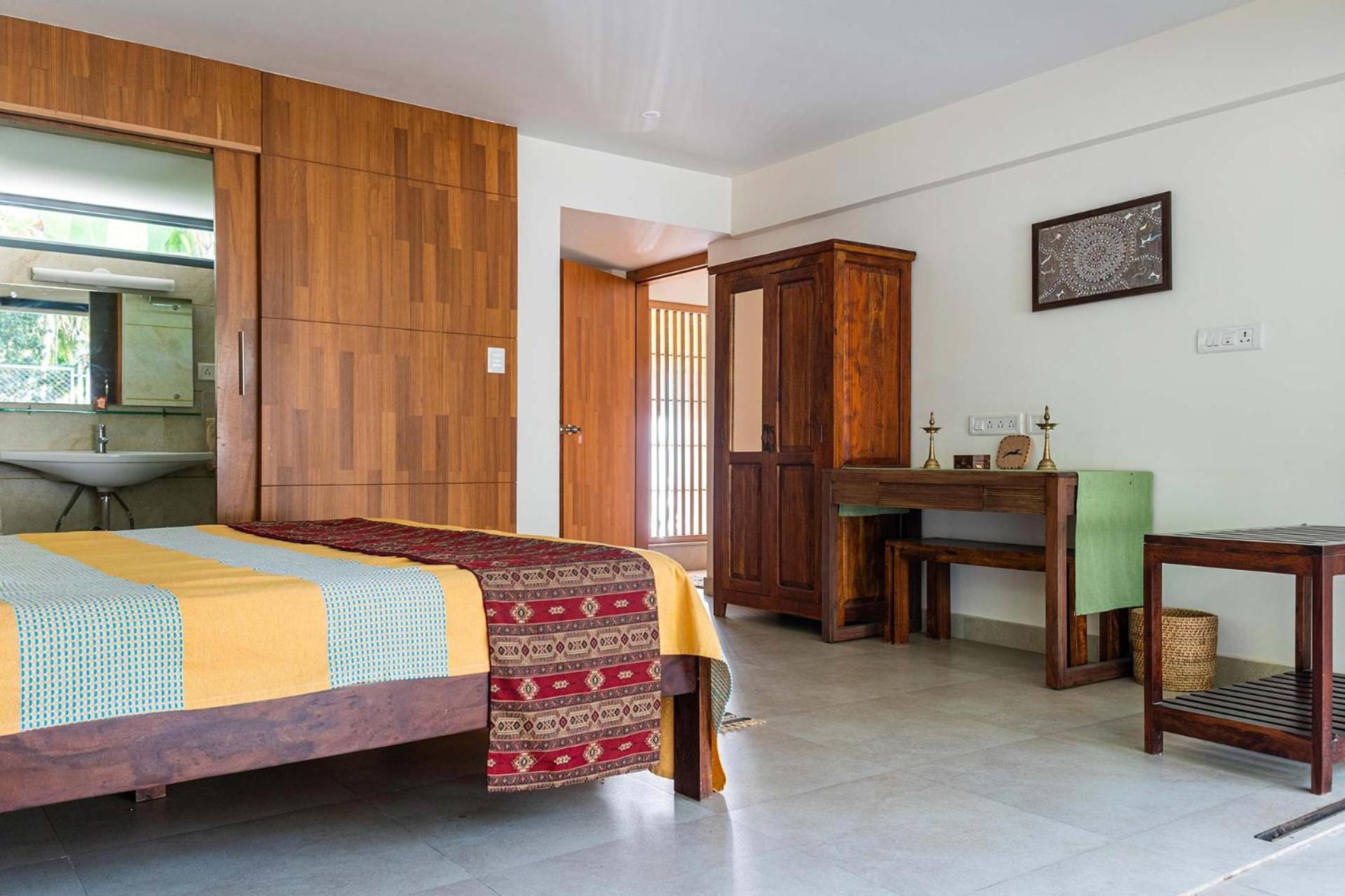 Three-Bedroom Villa - Photo 9