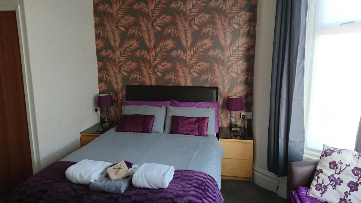 Large Double Room