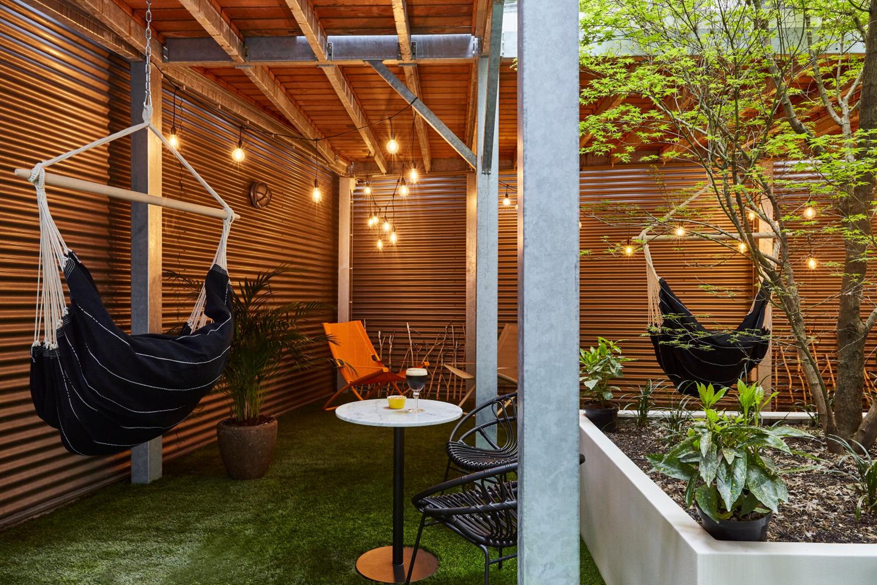 Standard Double Room with Courtyard View - Photo 14