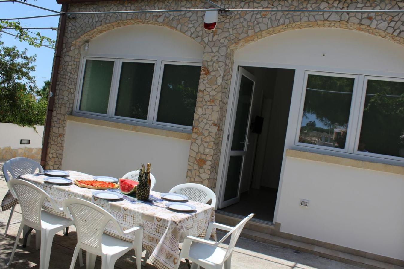 Two-Bedroom House - Photo 21