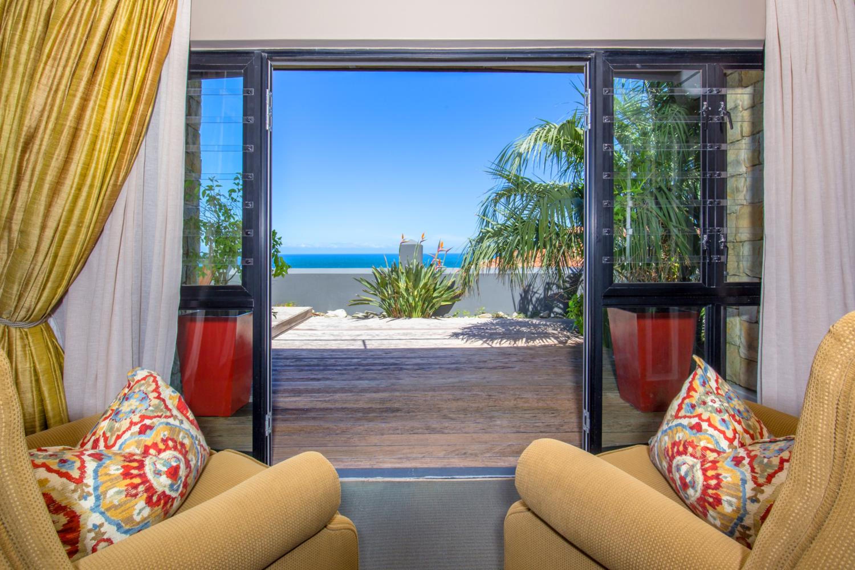 King Room with Ocean View photo 3