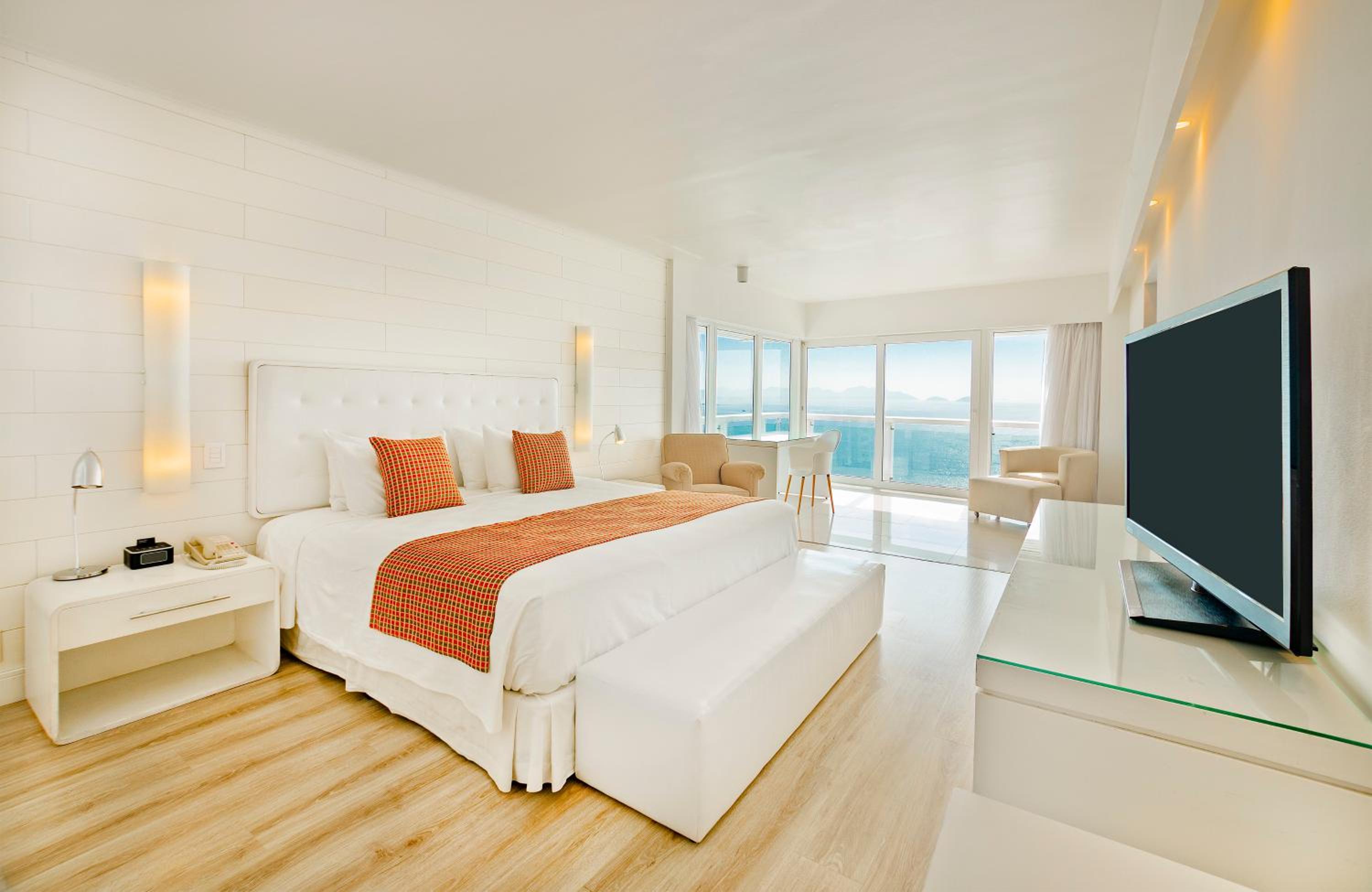 King Room with Sea View - Photo 8