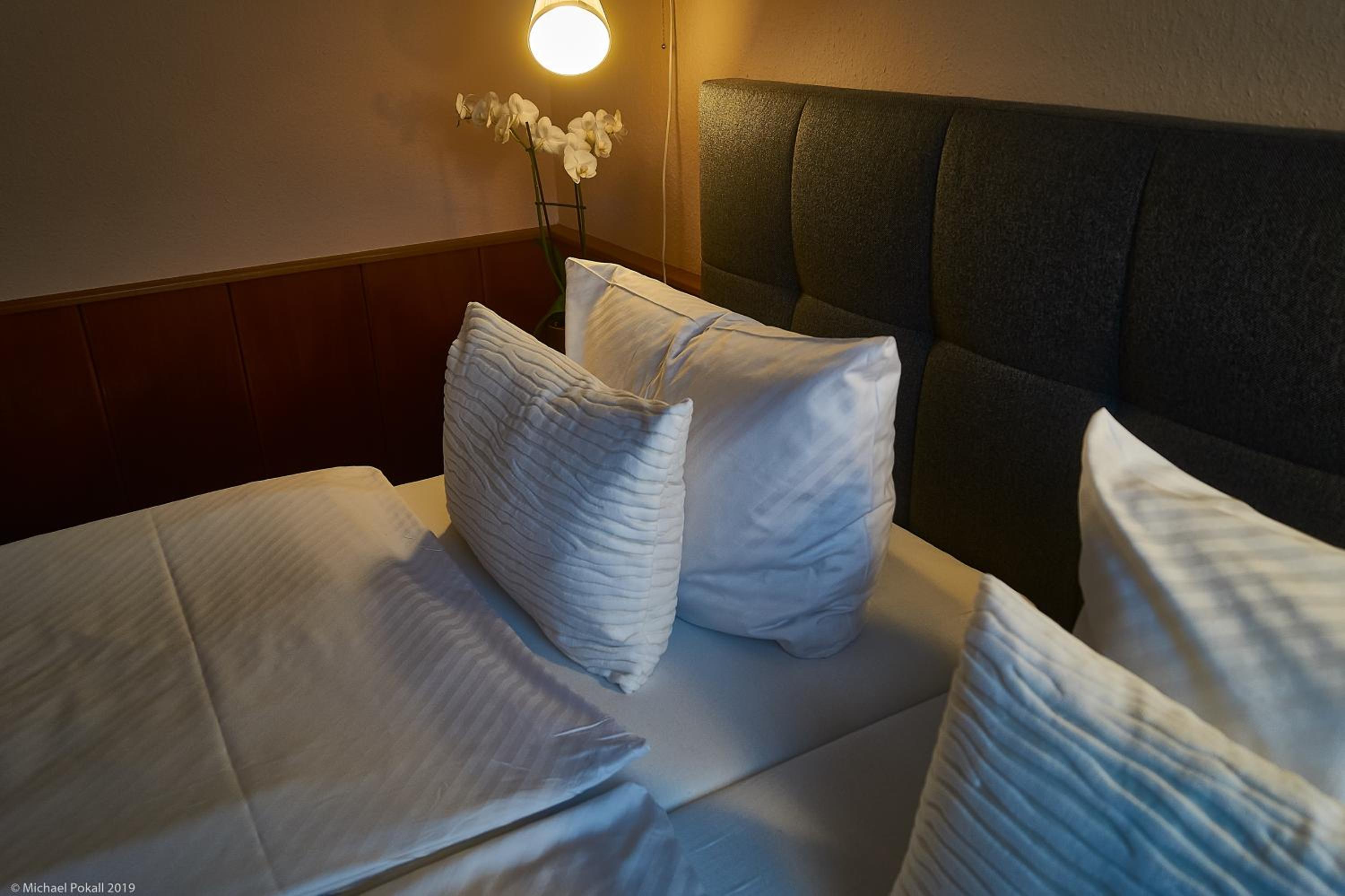 Double Room - Photo 8