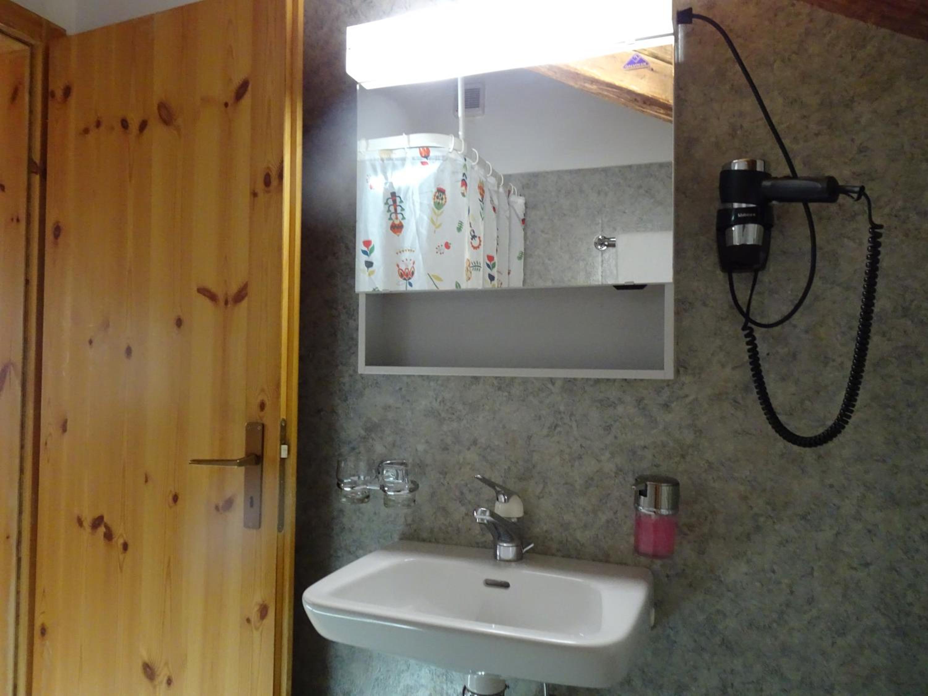 Large Double Room photo 3