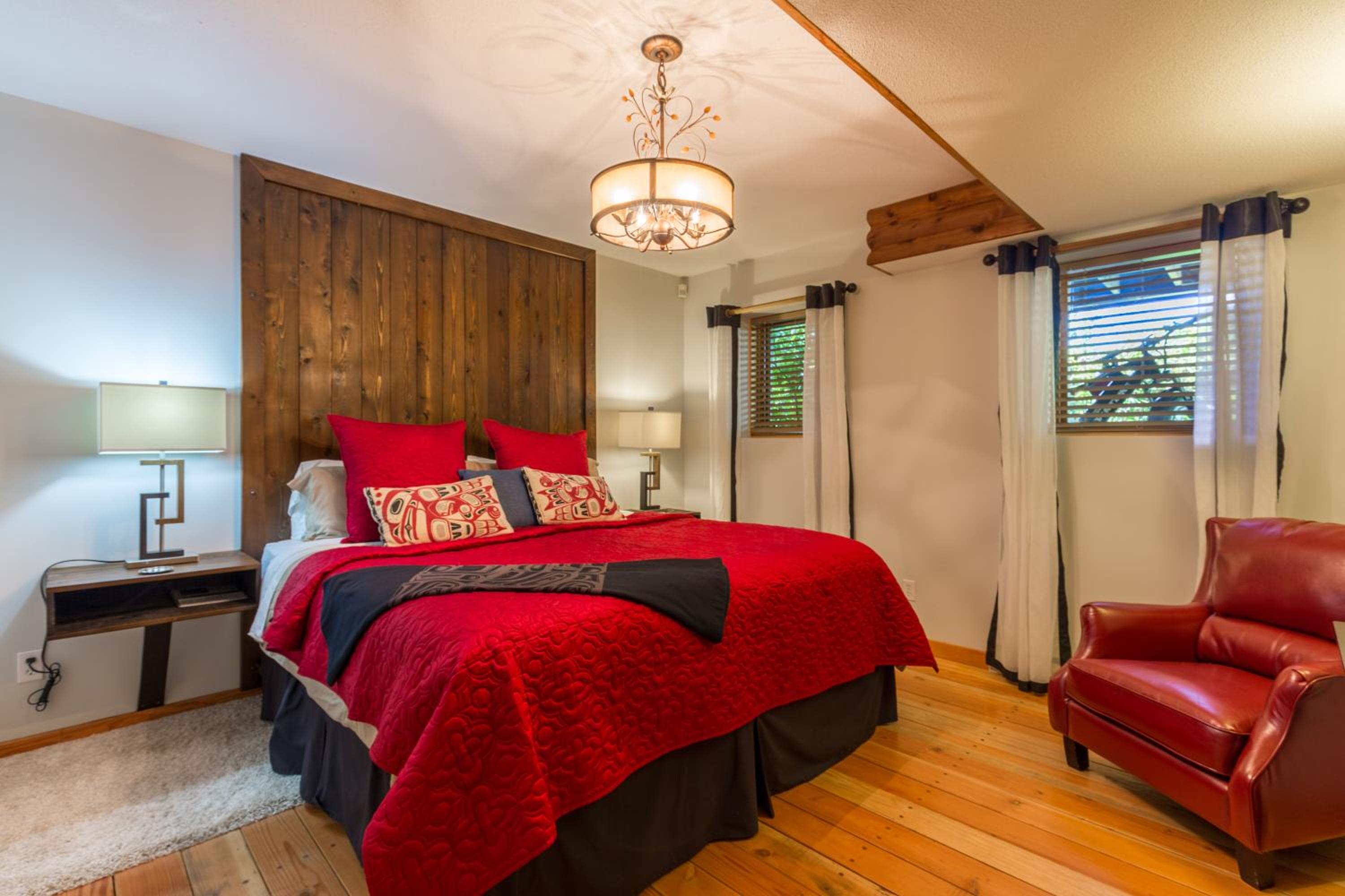 One-Bedroom Suite with Ocean View photo 3