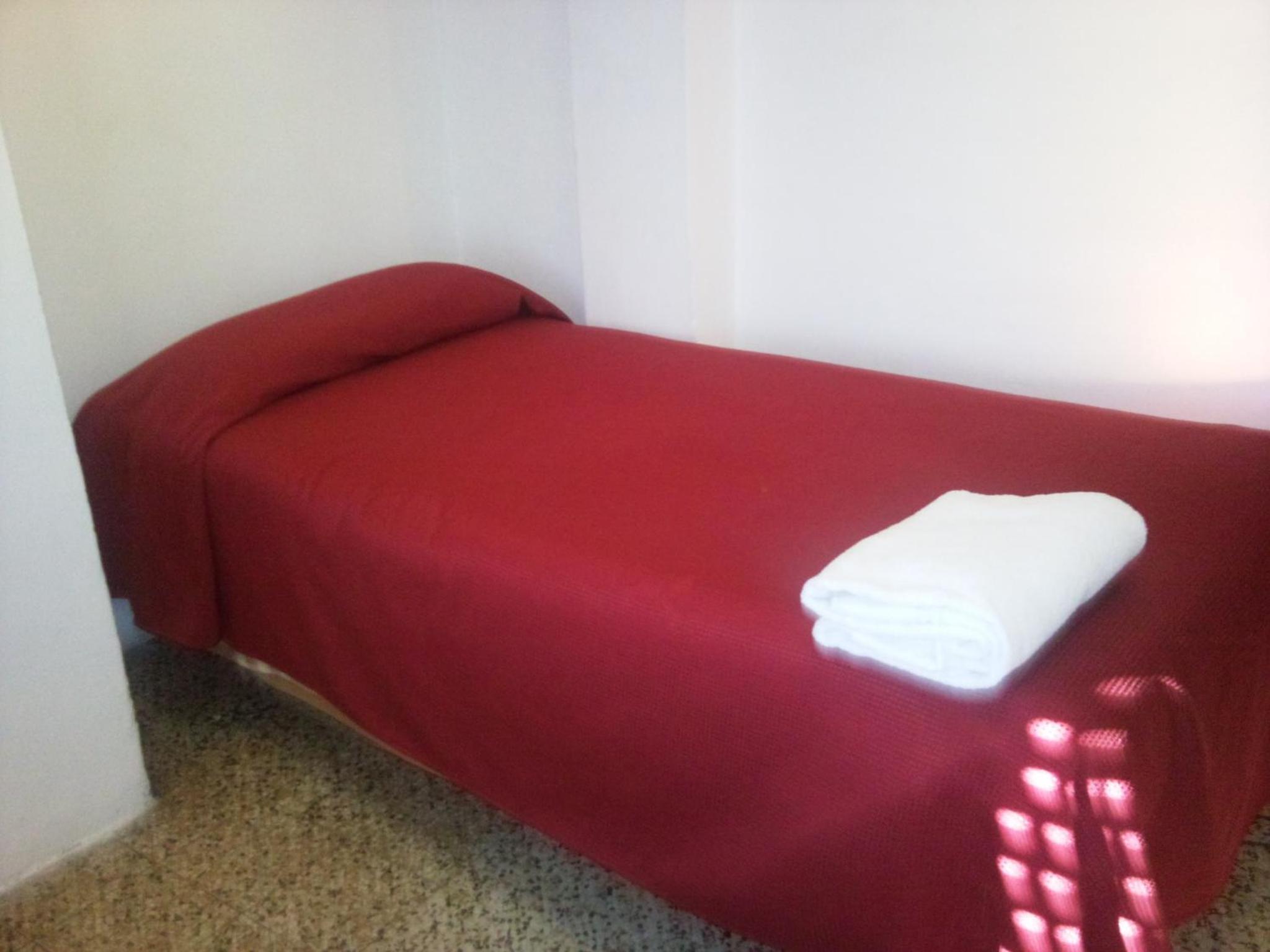Single Room with Private External Bathroom photo 3