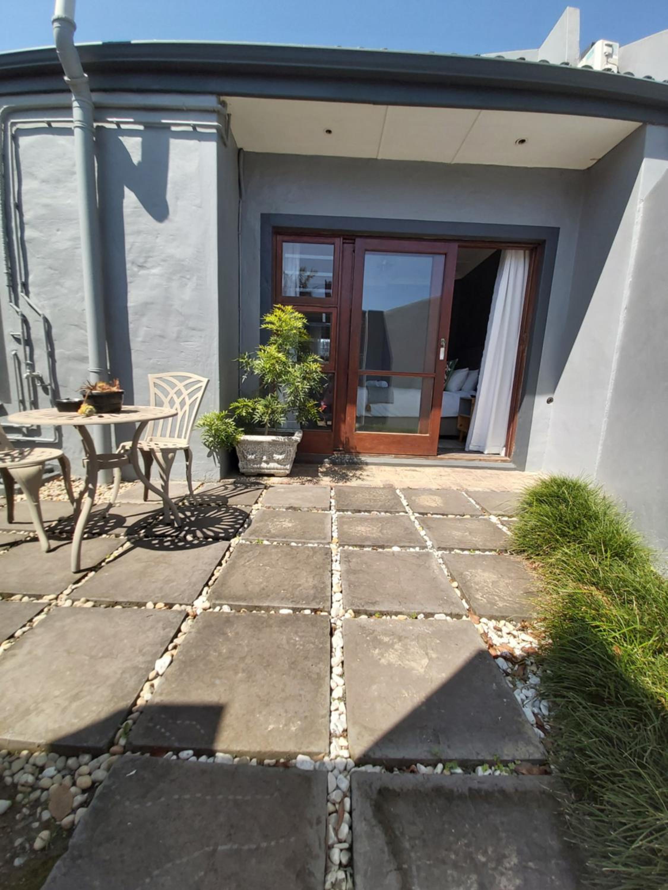 Queen Room with Garden View photo 2