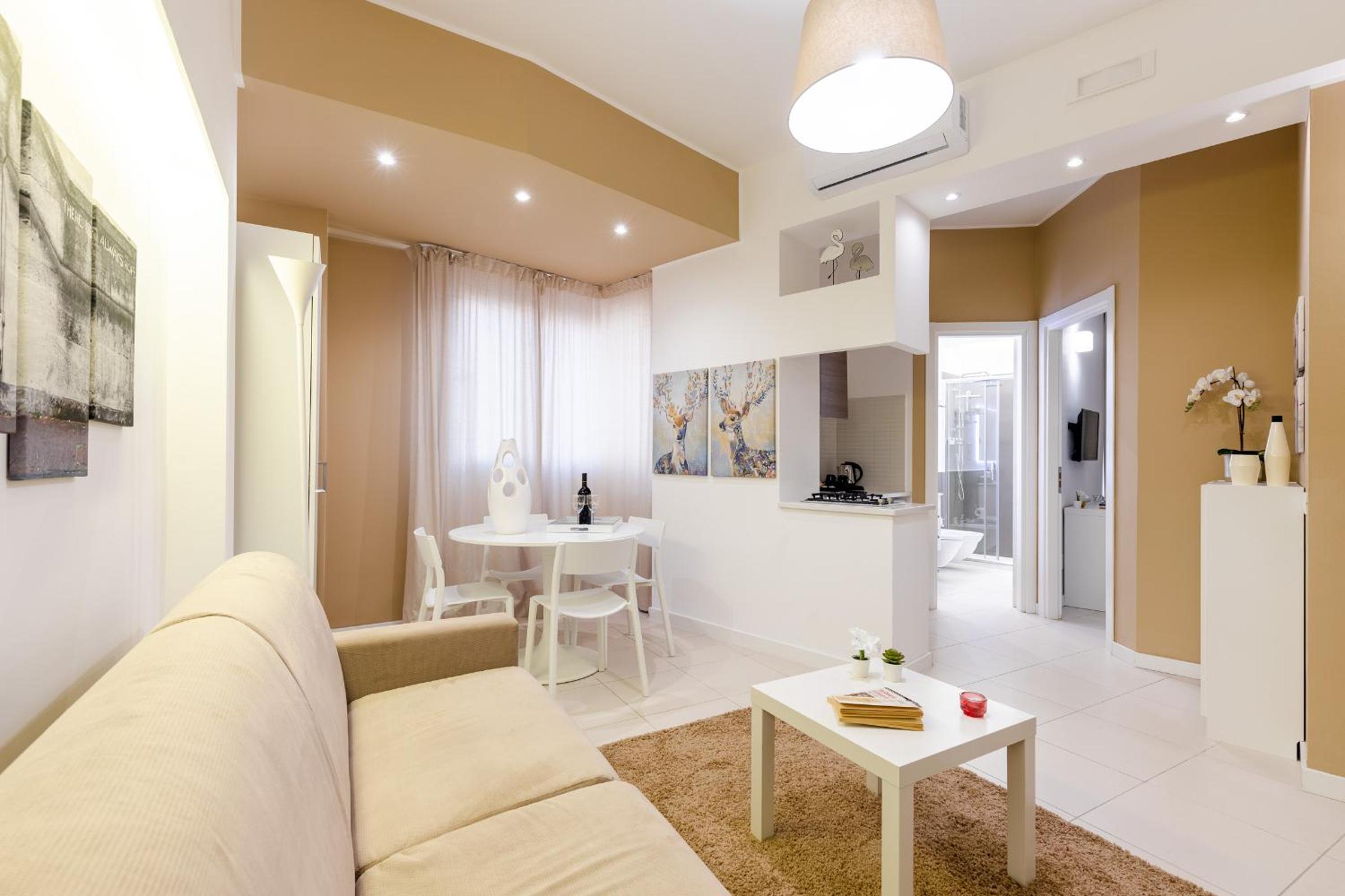 Deluxe Apartment