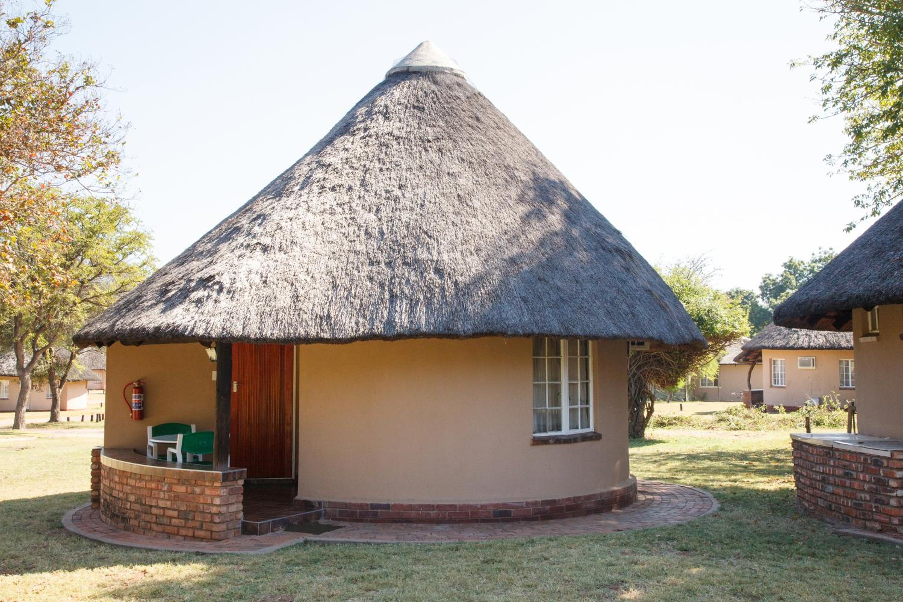 One-Bedroom Chalet - Photo 2