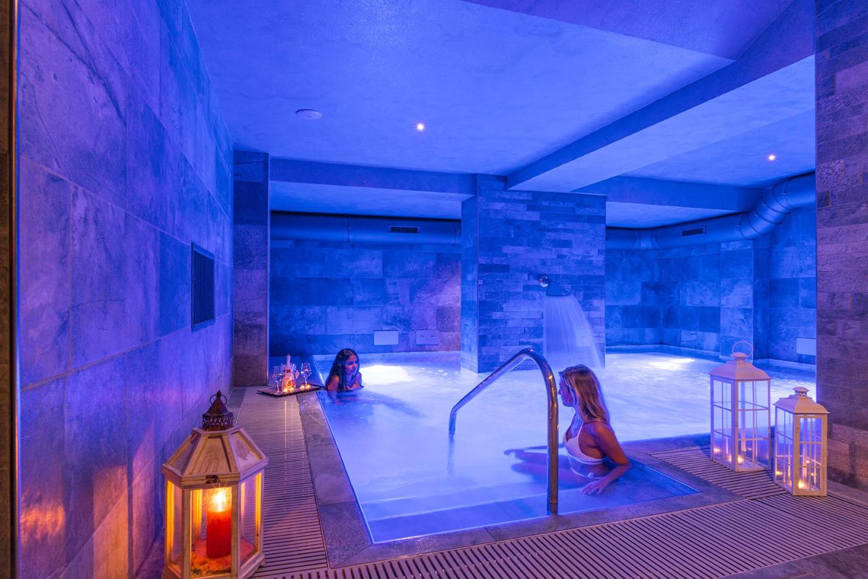 Deluxe Double Or Twin Room With Spa Access photo 3