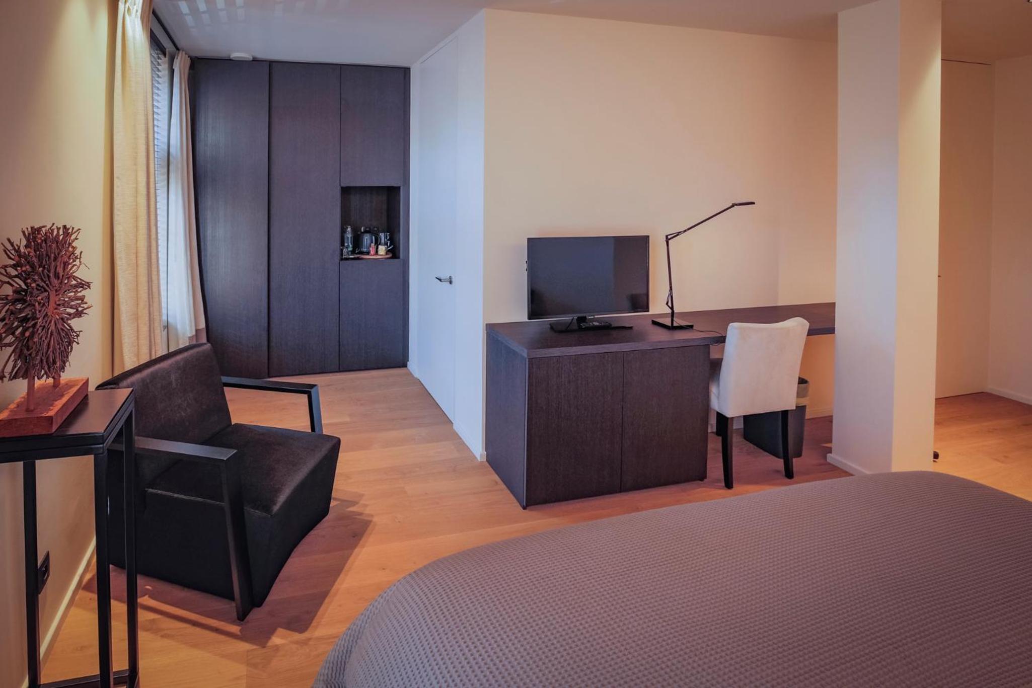 Superior Double or Twin Room photo 3