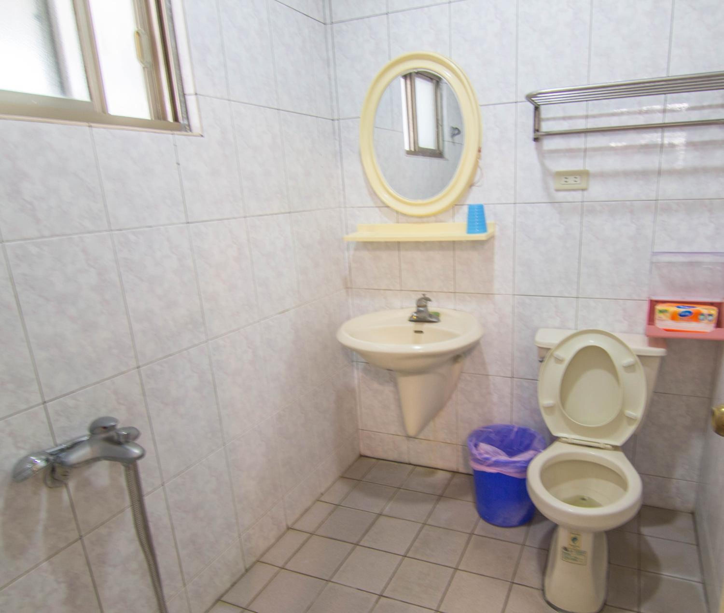 Single Bed in Female Dormitory Room photo 3