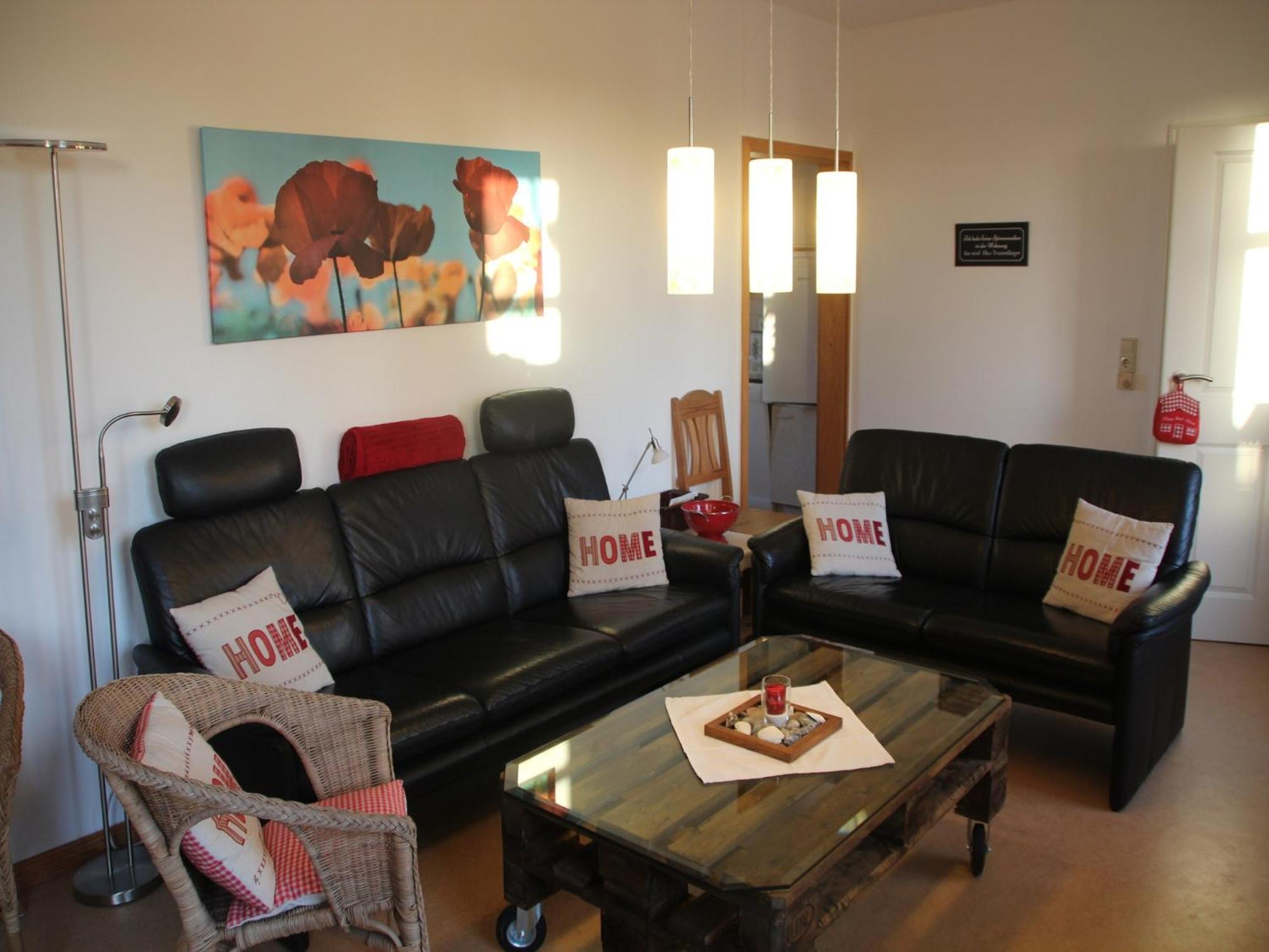 Three-Bedroom House photo 1