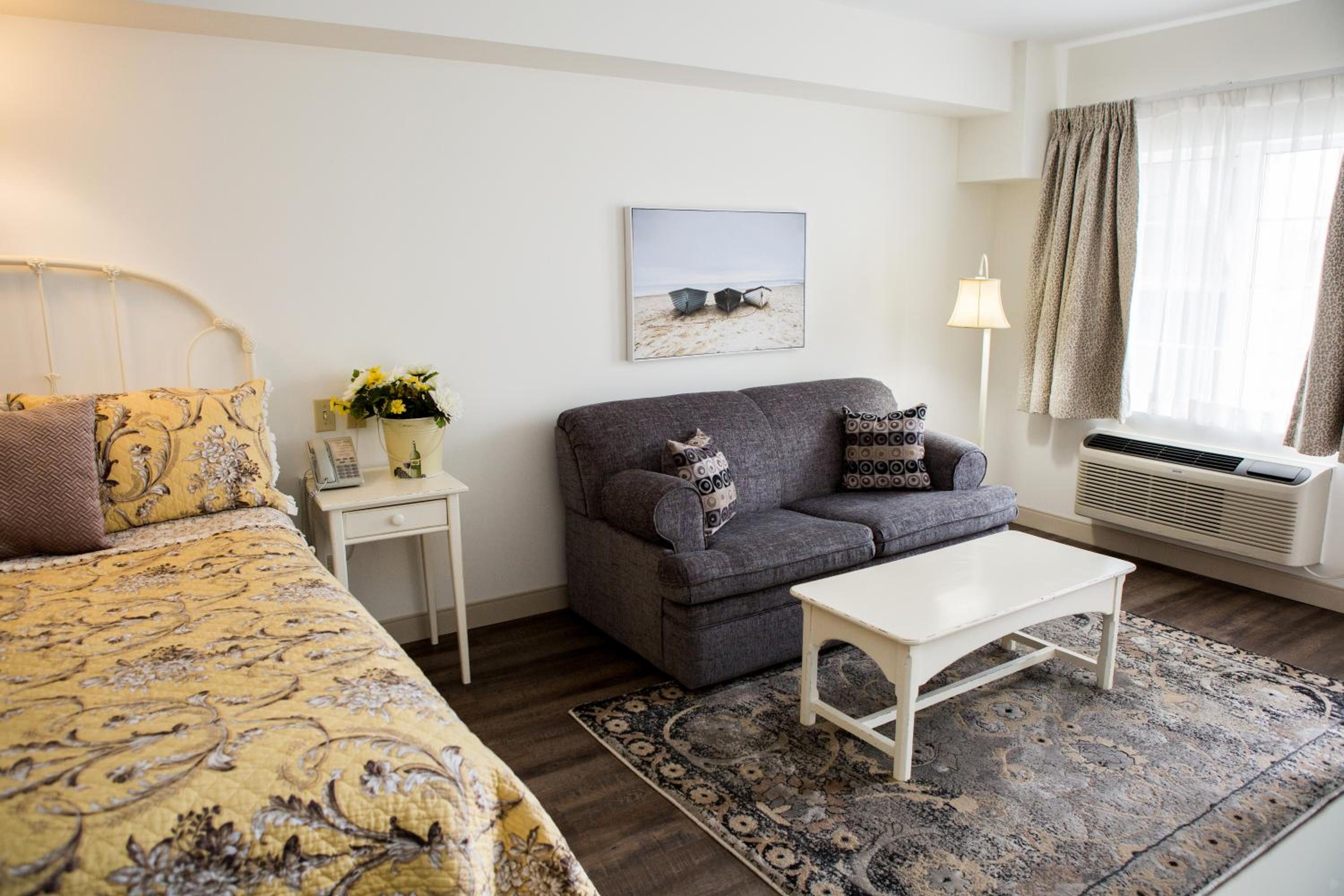 Standard Queen Room photo 1