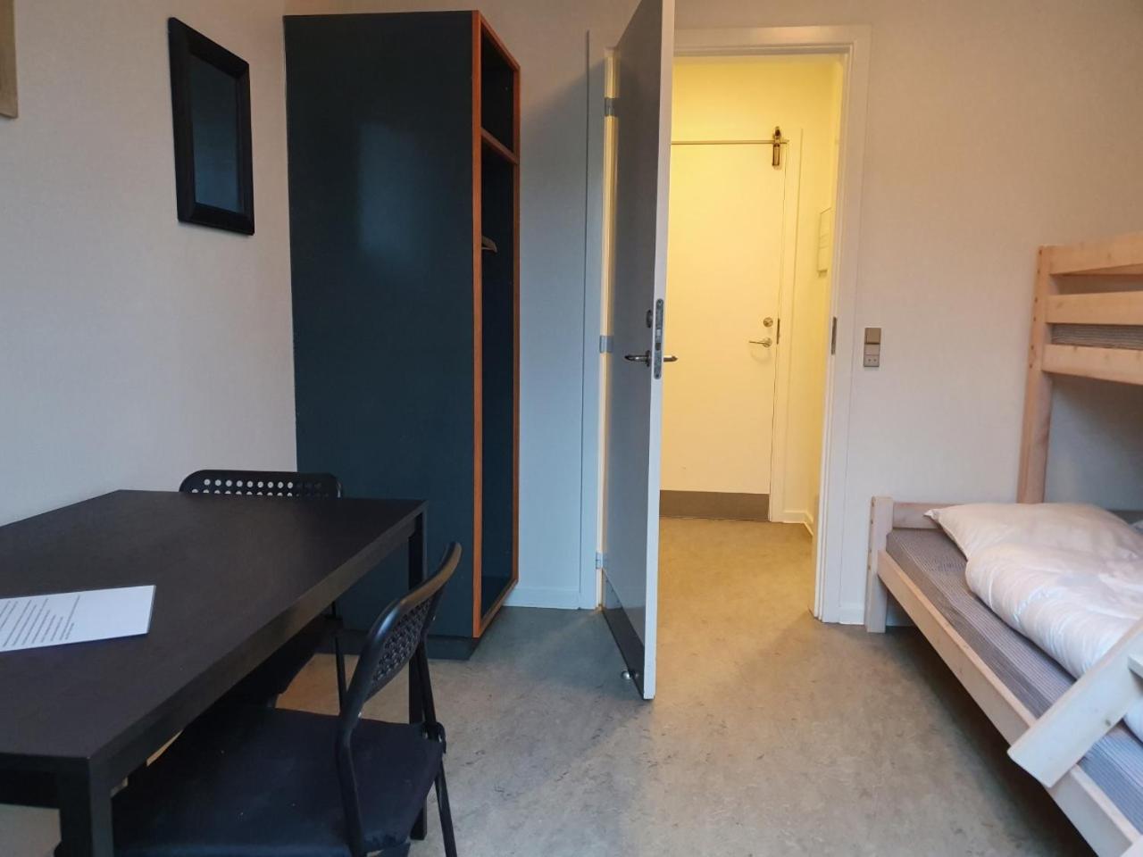 Triple Room with Private Bathroom - Photo 3