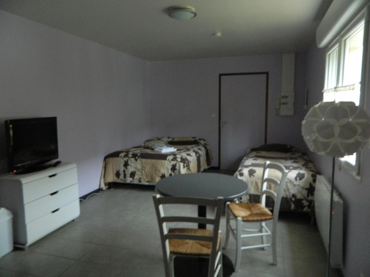 Studio (2 Adults)