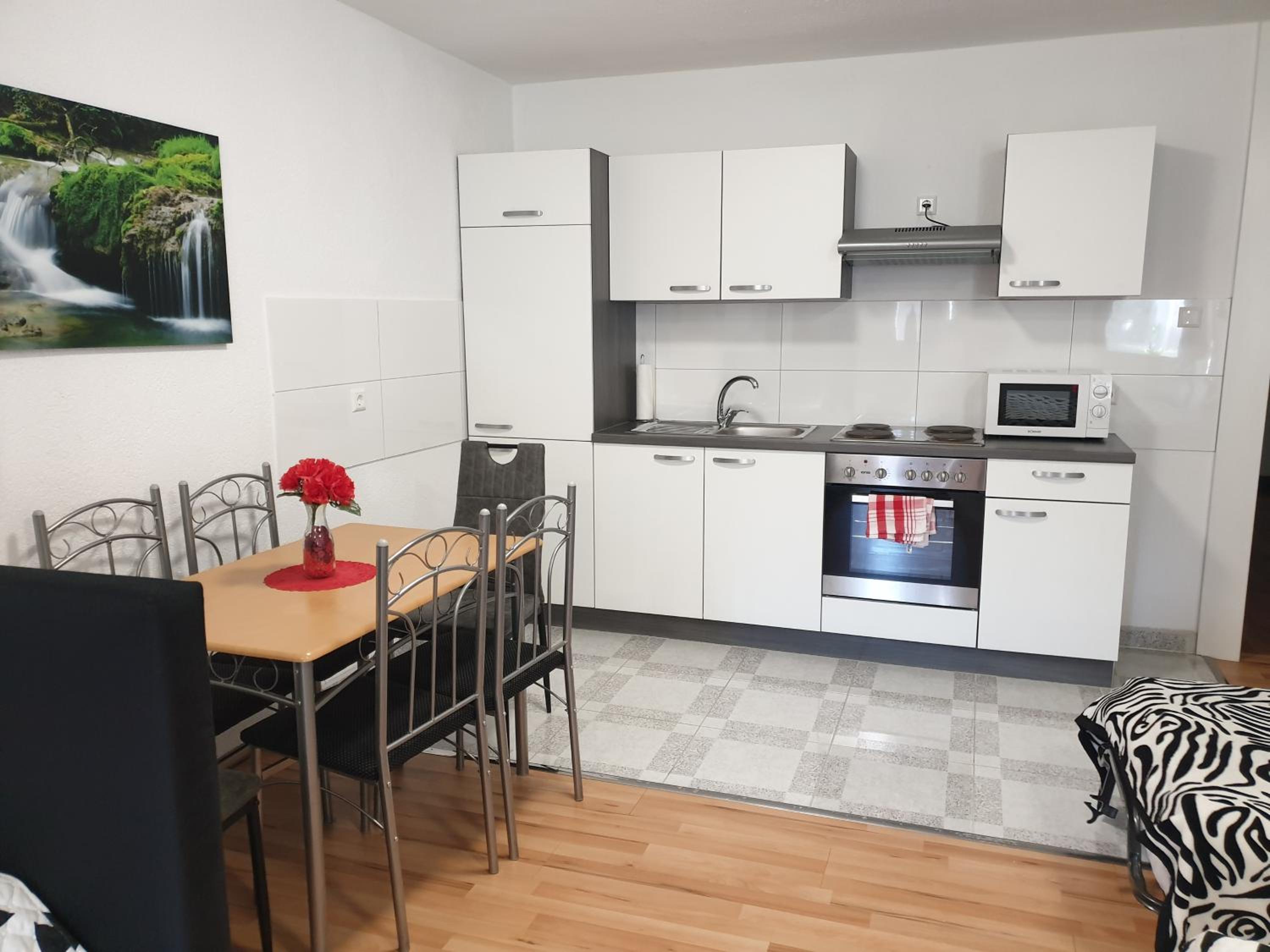 Apartment - Photo 3