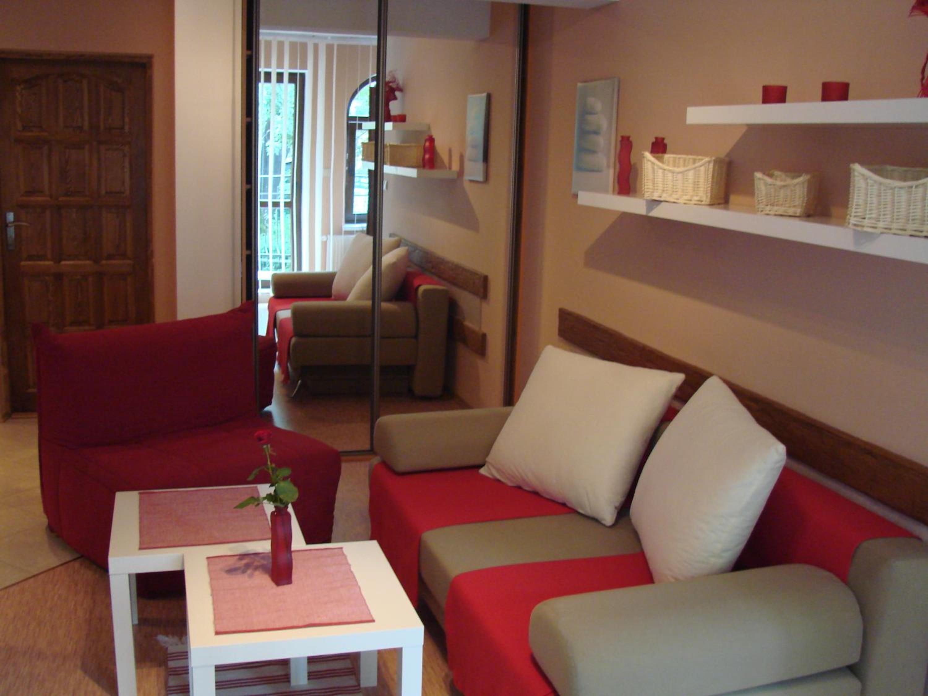 One-Bedroom Apartment with Balcony