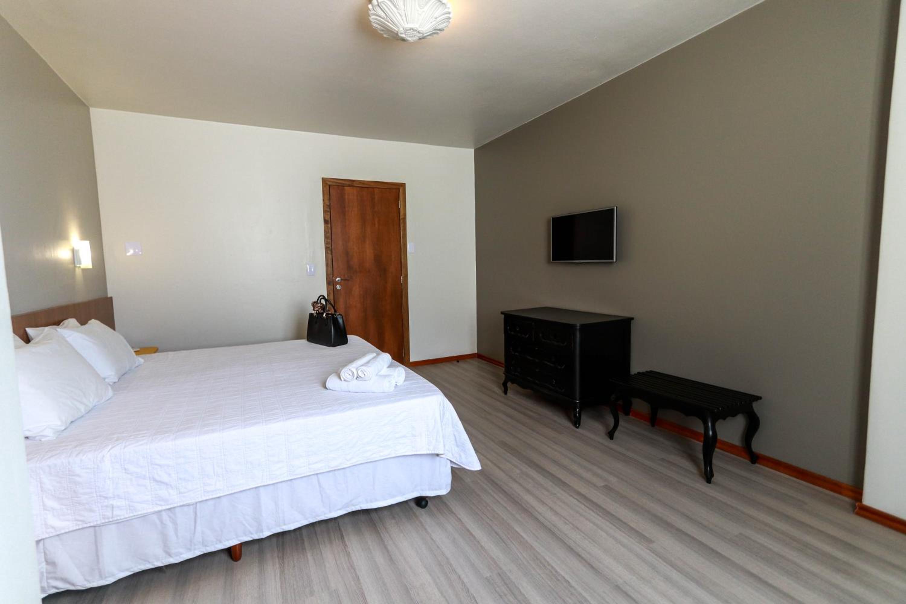 Standard Double Room with Double Bed photo 2
