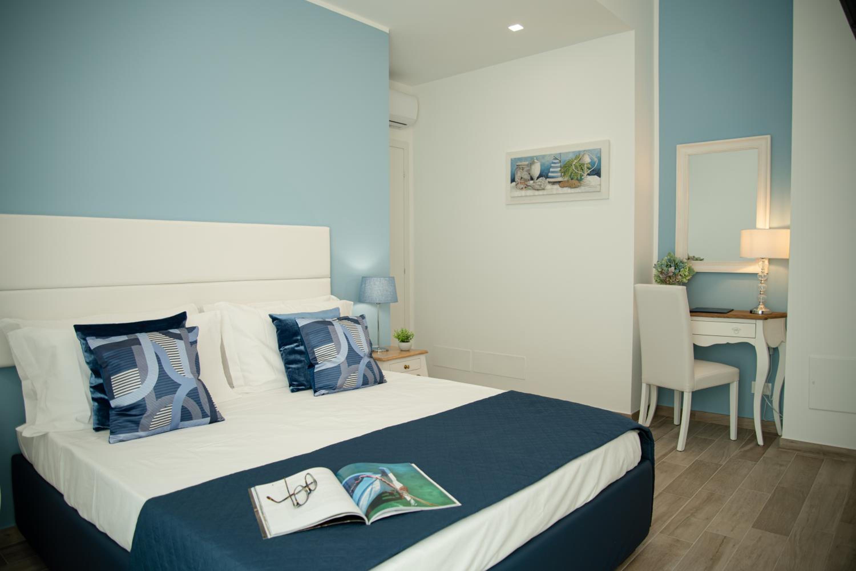 Superior Double Room - Photo 1
