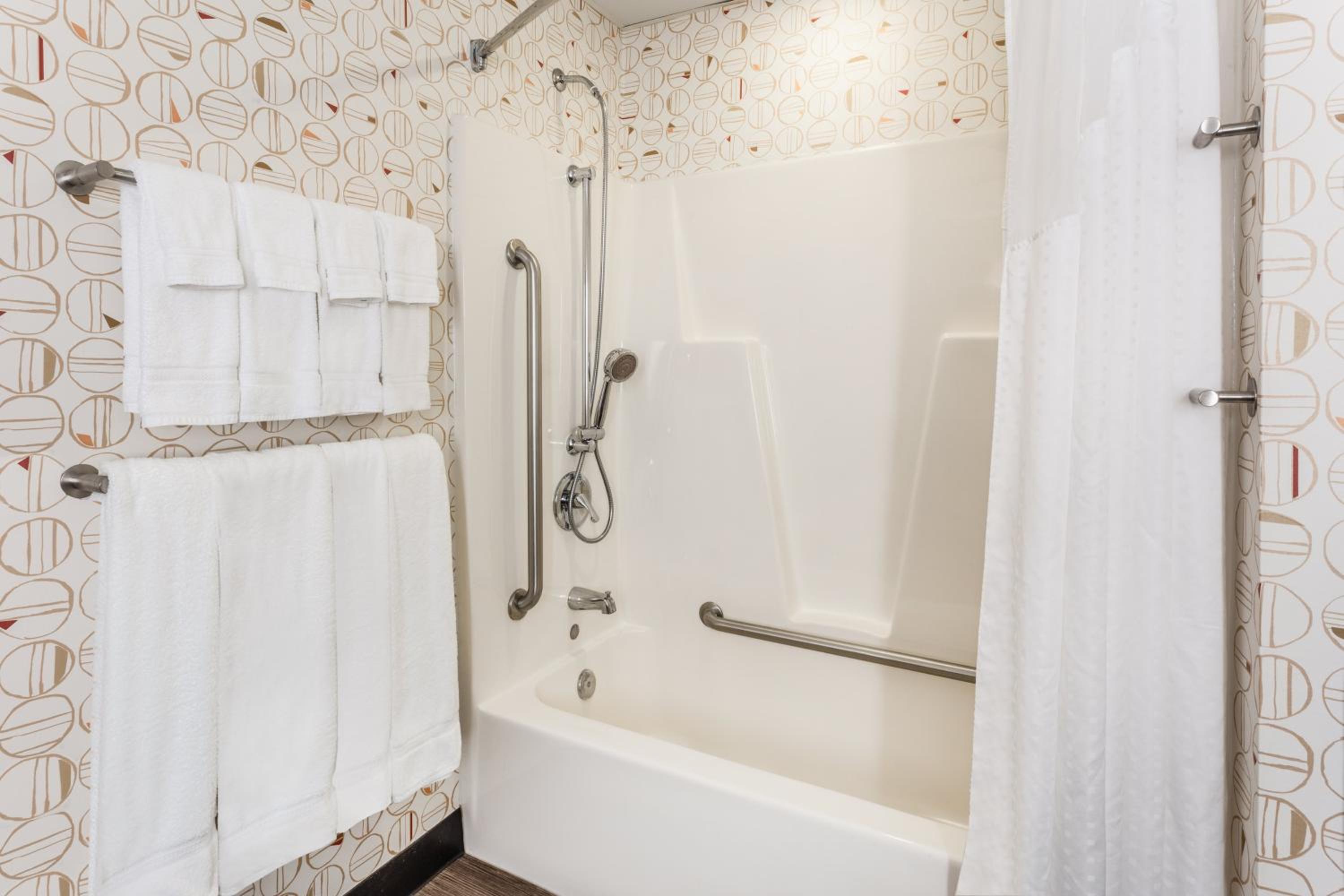 Double Room - Disability Access - Photo 2
