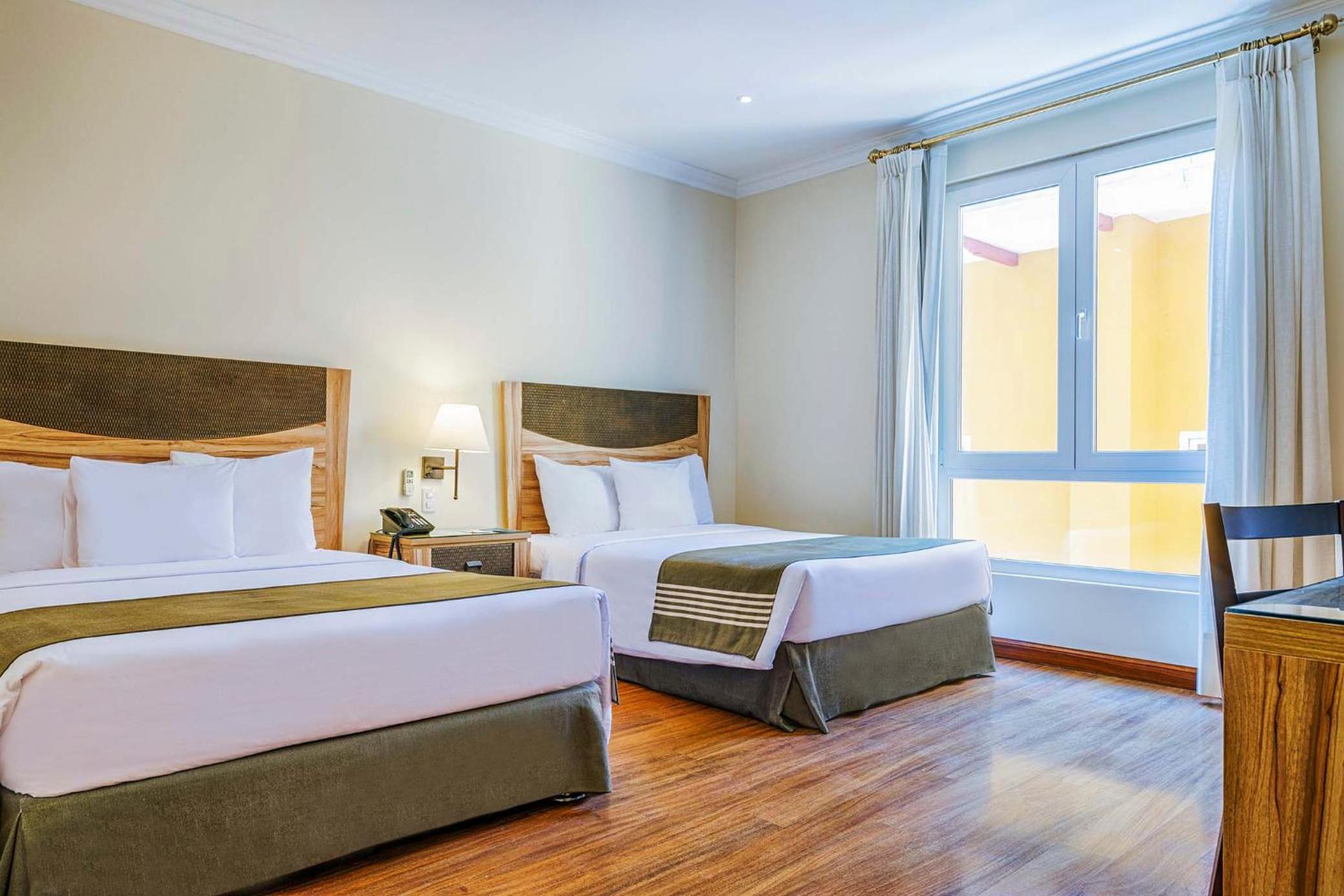 Superior Twin Room - Photo 1