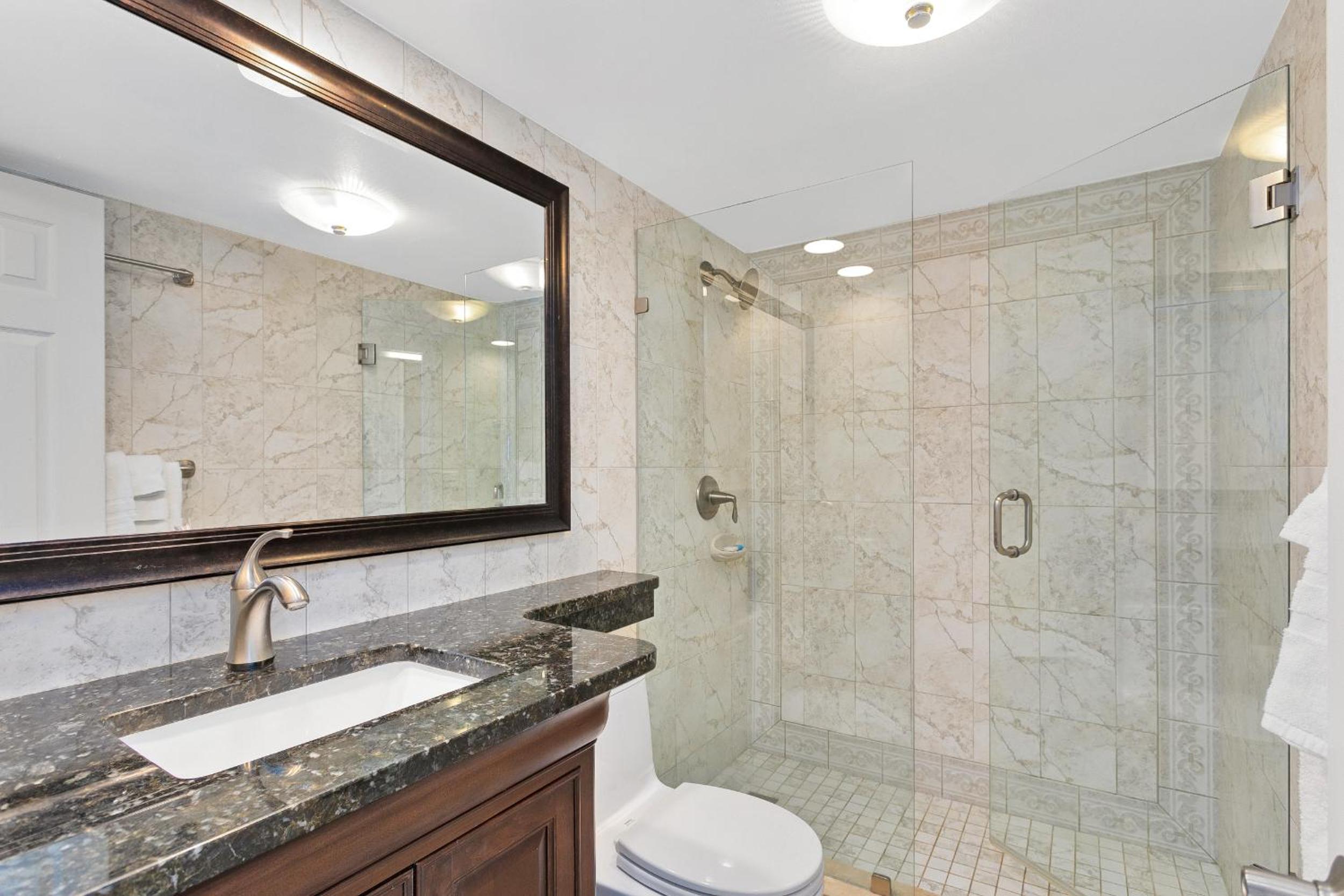 Premium Two-Bedroom Apartment - Oceanfront - Unit #335 photo 2