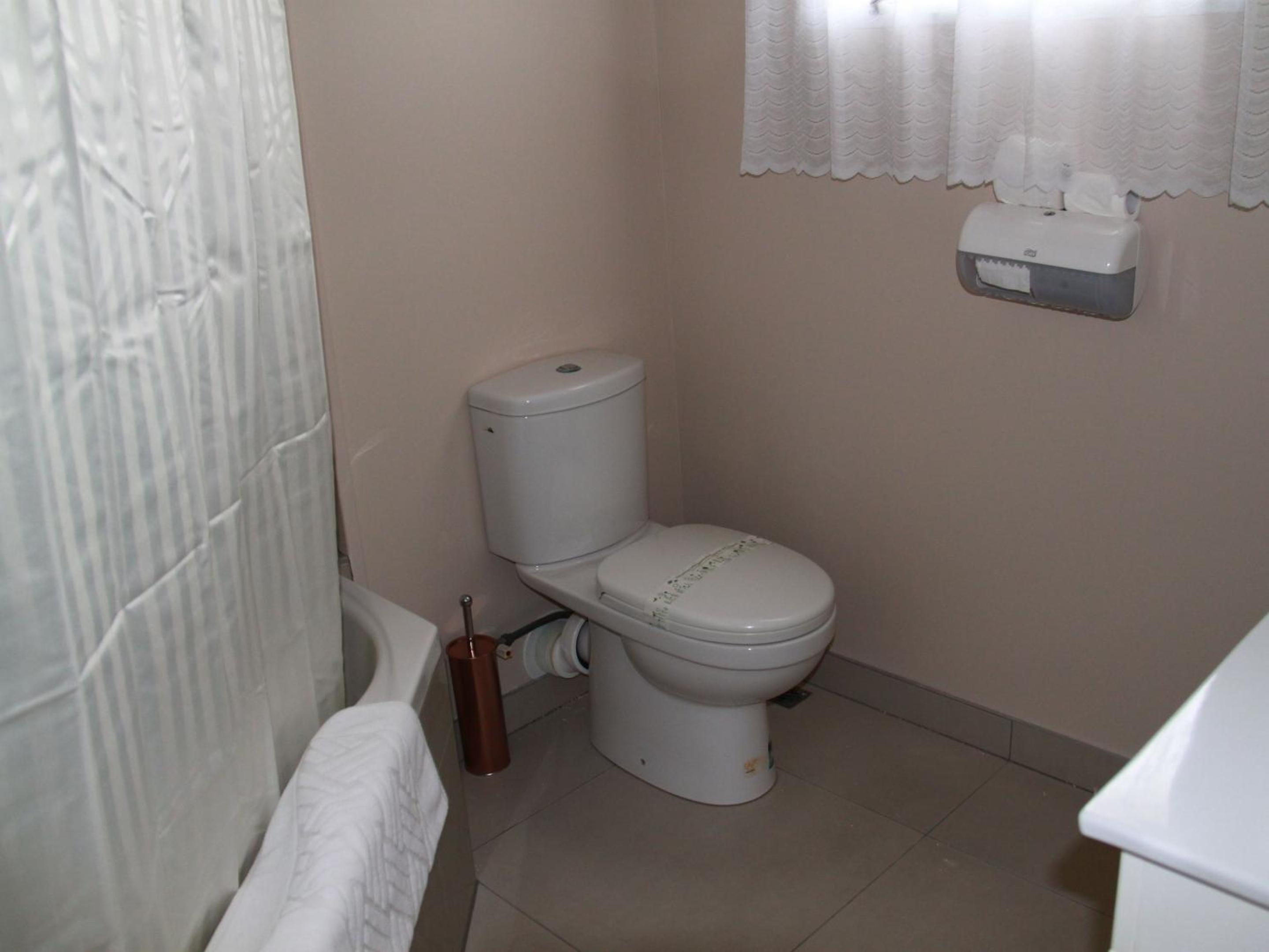 Executive Deluxe Studio - Photo 4