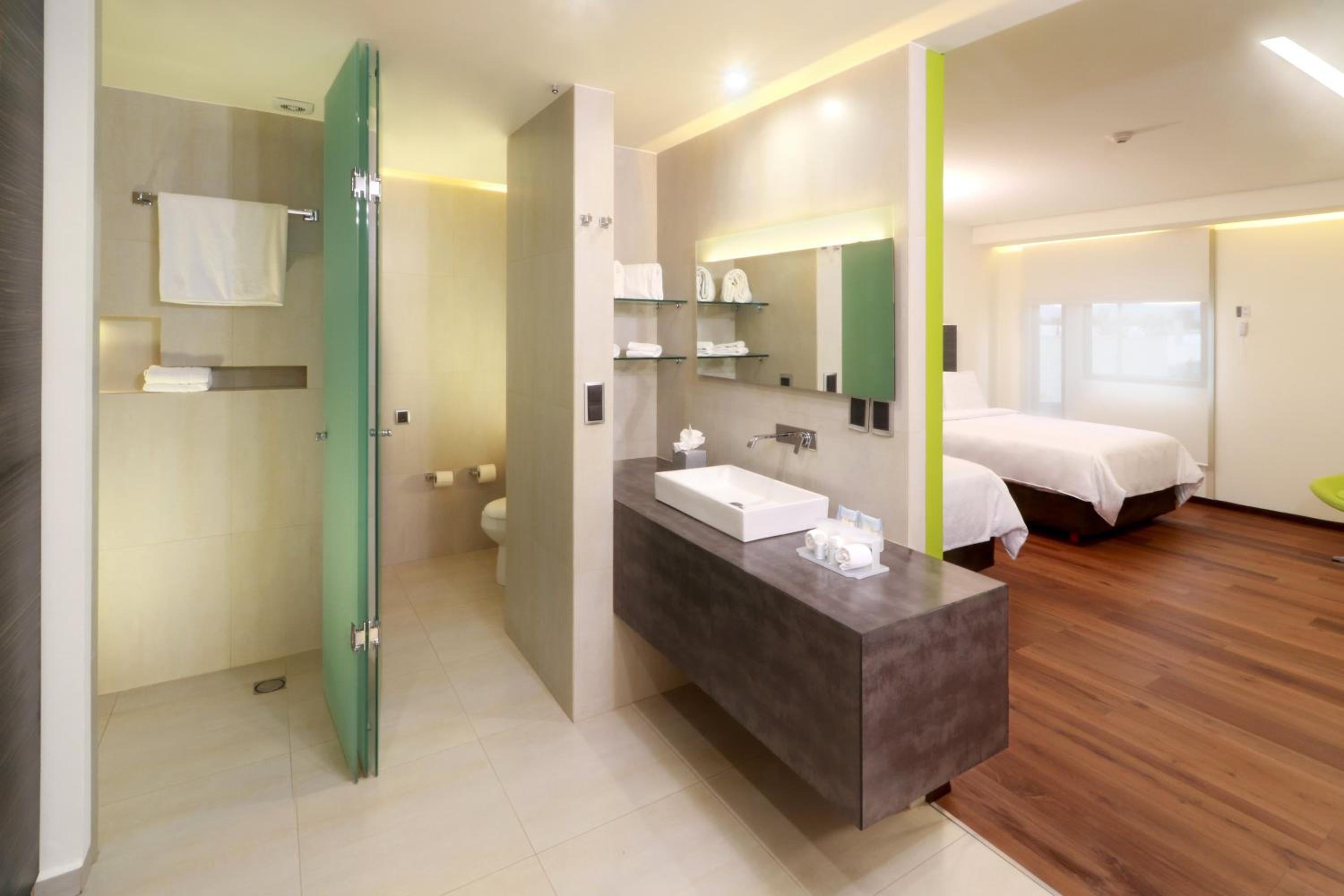 Standard Room with Two Queen Beds