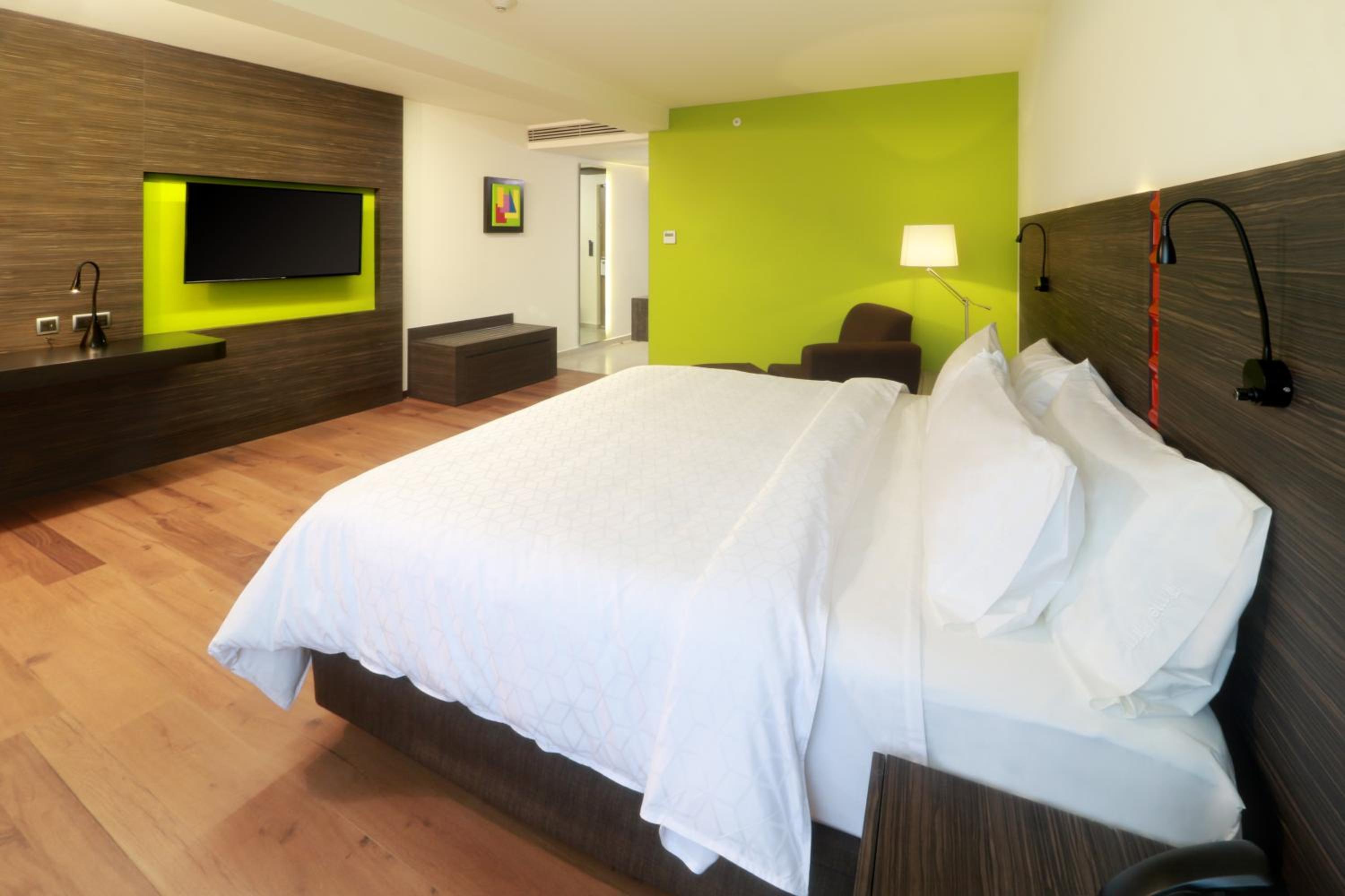 Available room